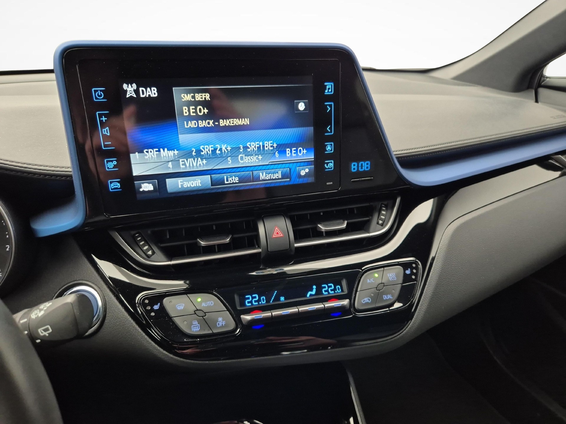 TOYOTA C-HR 1.8 VVTi HSD Style-image-12