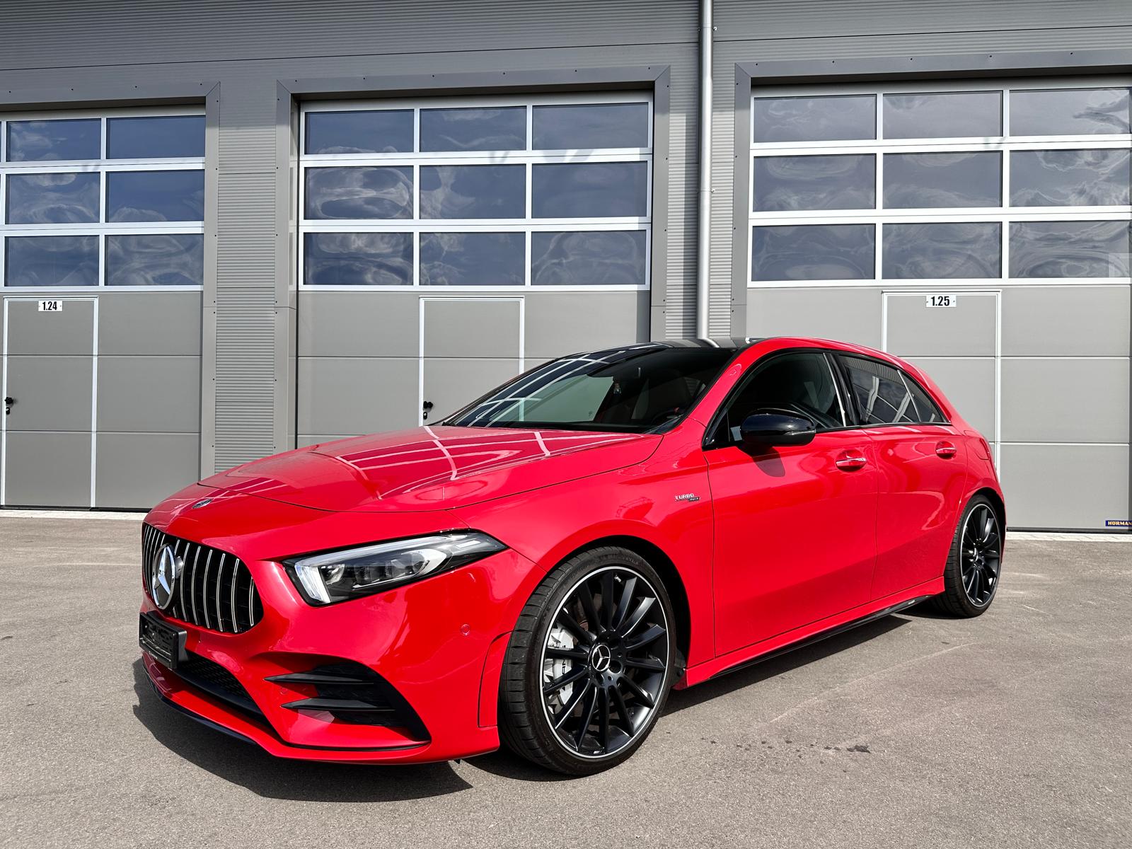MERCEDES-BENZ MERCEDES-BENZ A 35 AMG 4MATIC SPEEDSHIFT NIGHT AERODYNAMIK l 306 PS-image-0