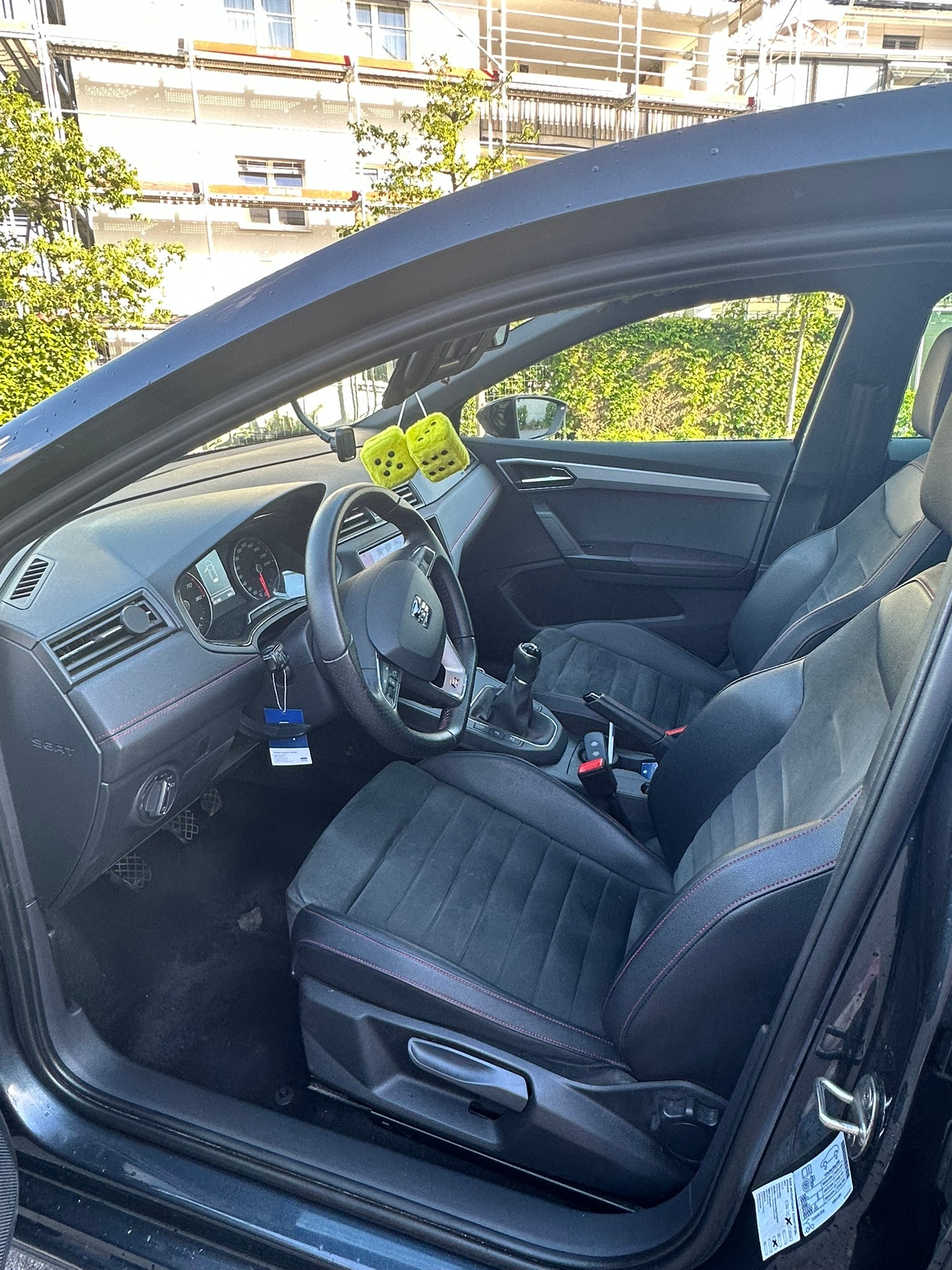 SEAT 1.0 TSI 115 FR-image-2