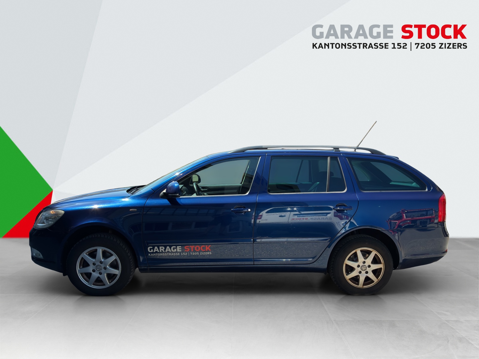 SKODA Octavia Combi 1.8 TSI Adventure 4x4-image-1