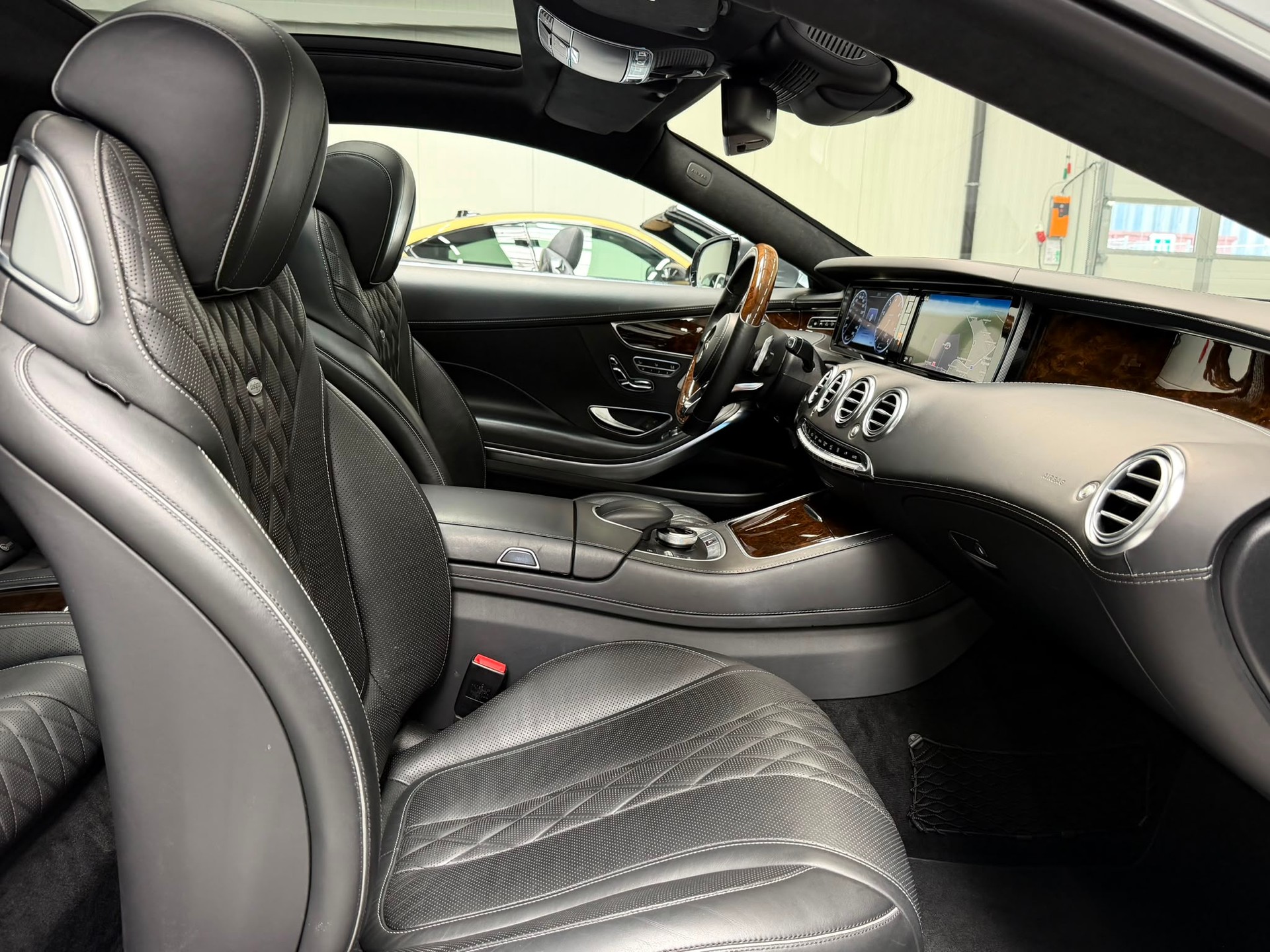 MERCEDES-BENZ S 500 Coupé 4Matic 7G-Tronic-image-27