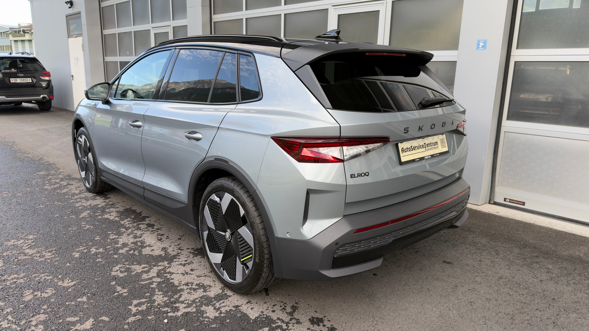 SKODA Elroq RS 85 4x4-image-1