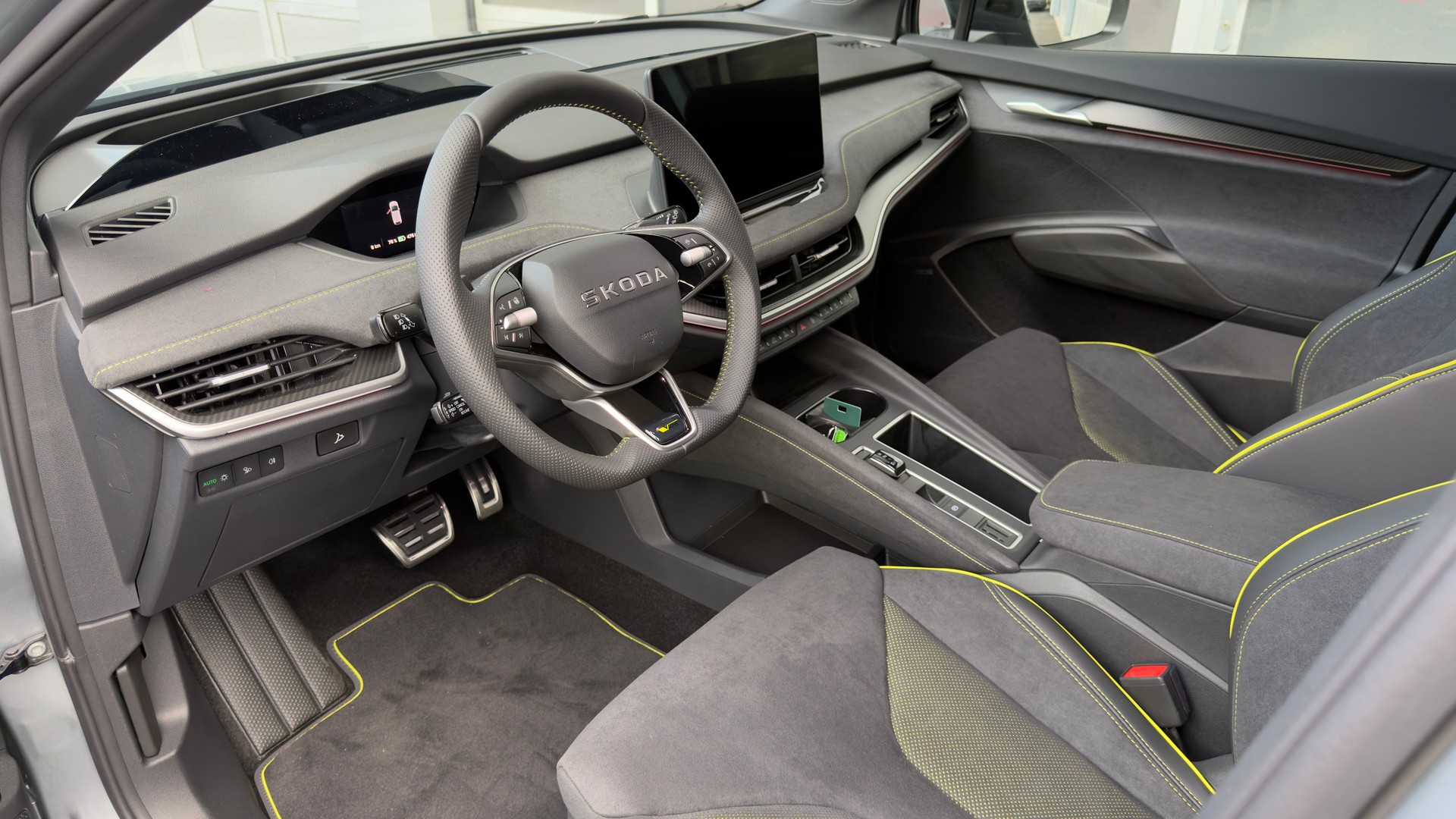 SKODA Elroq RS 85 4x4-image-8