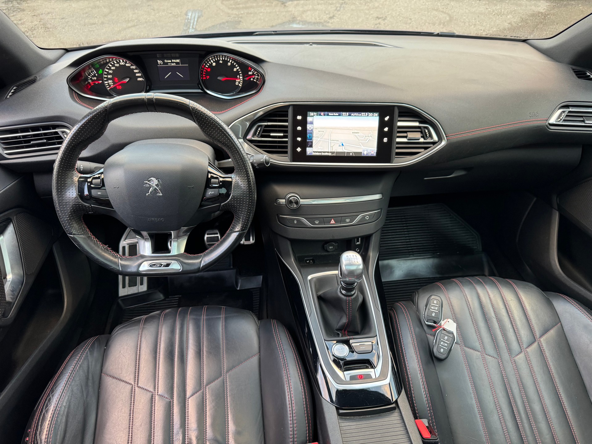 PEUGEOT 308 SW 1.6 eTHP GT-image-13