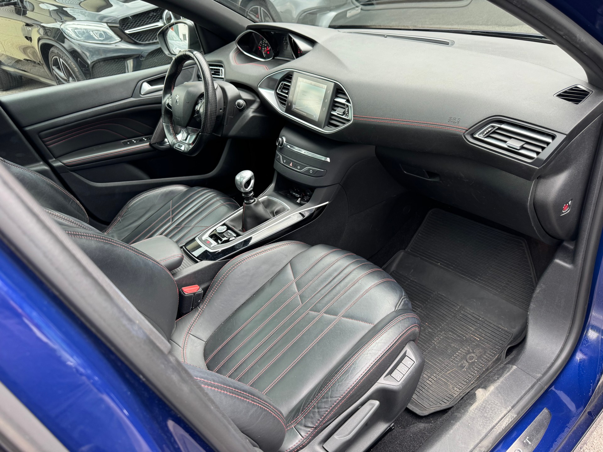 PEUGEOT 308 SW 1.6 eTHP GT-image-5