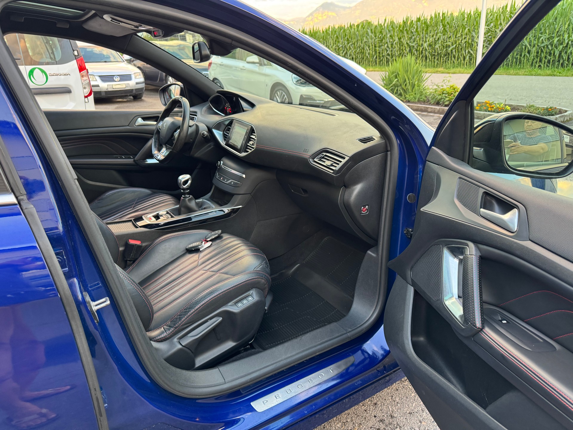 PEUGEOT 308 SW 1.6 eTHP GT-image-9