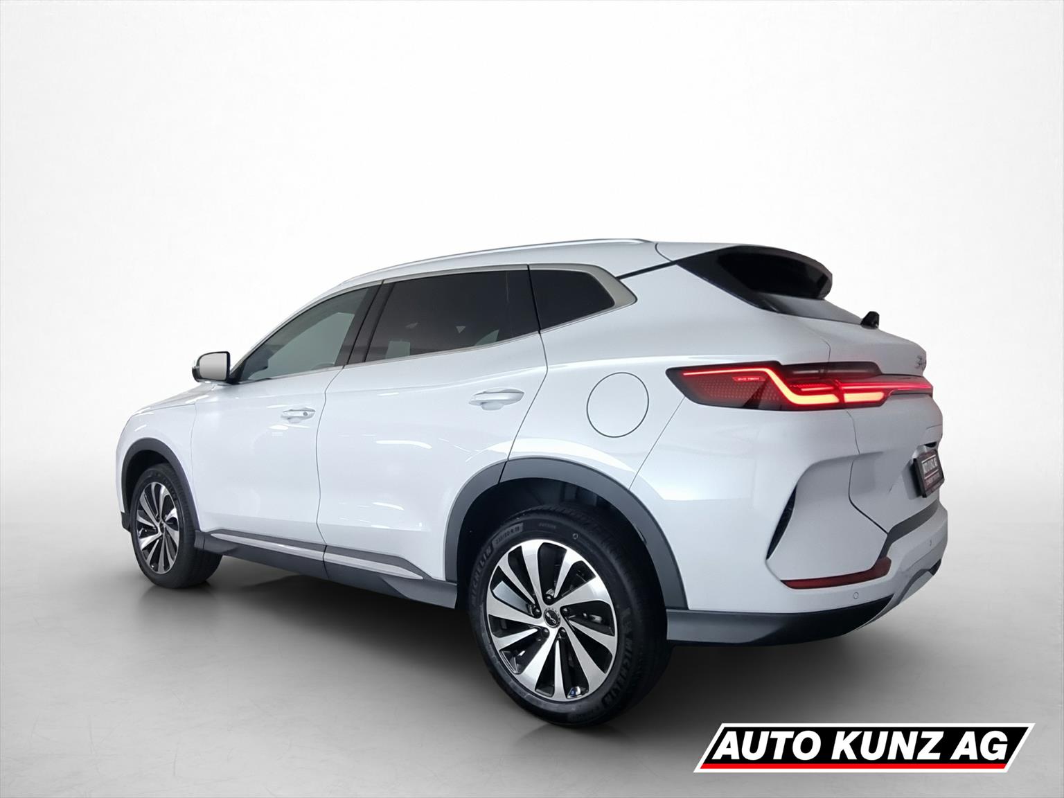 BYD Seal U DM-i Comfort FWD-image-3