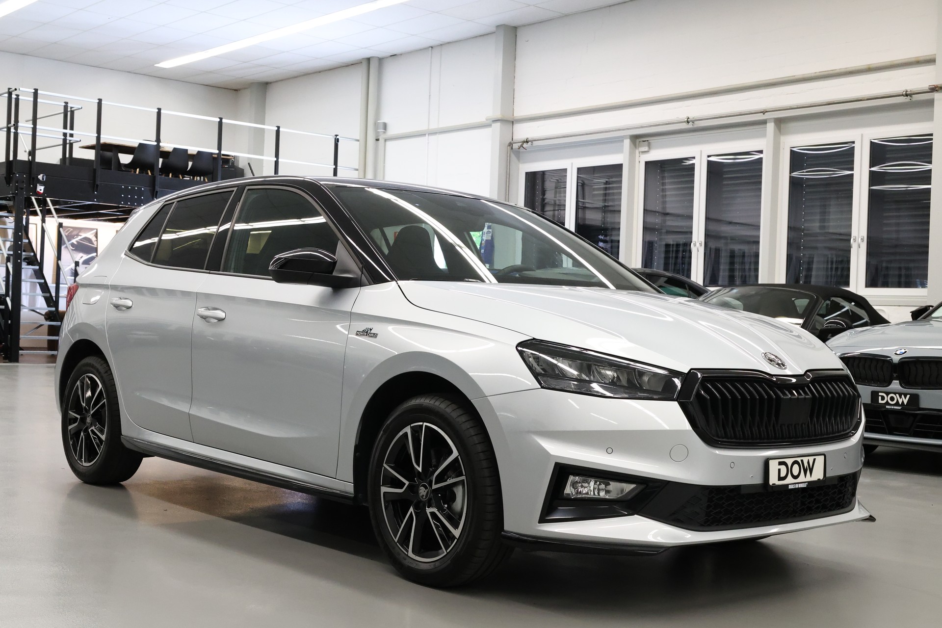 SKODA Fabia 1.0 TSI Monte Carlo DSG-showroom-element-1