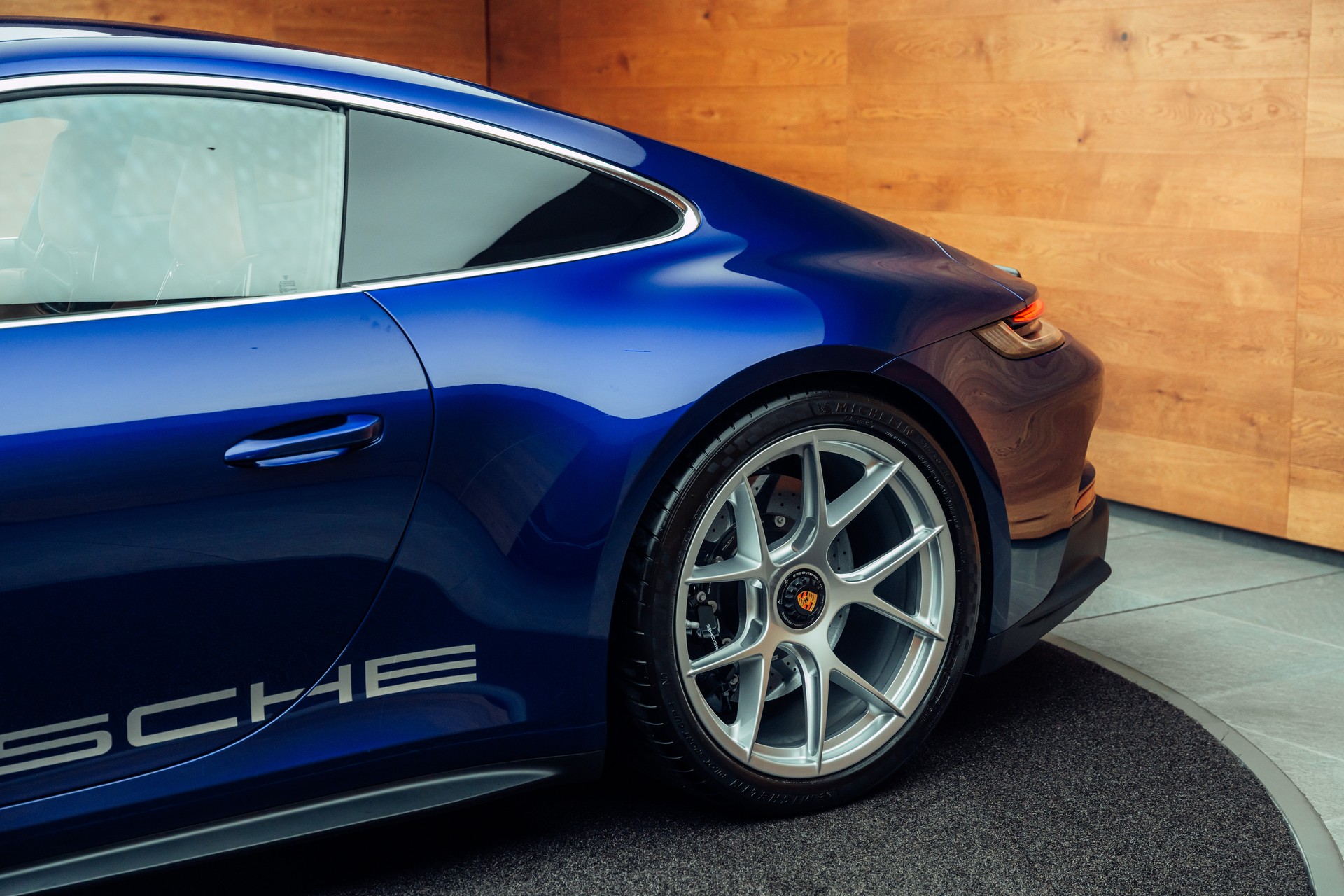 PORSCHE 911 S/T-image-26