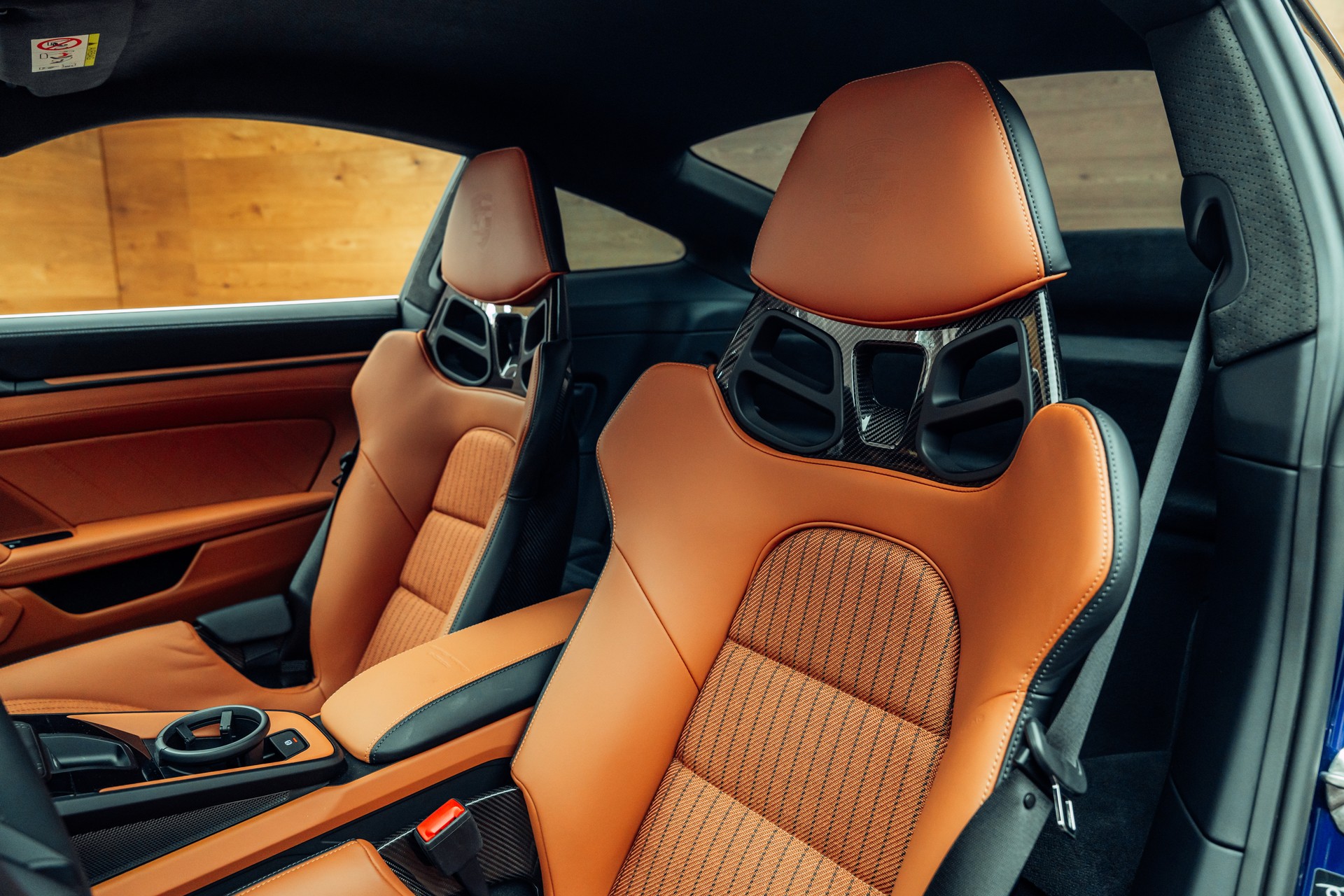 PORSCHE 911 S/T-image-7