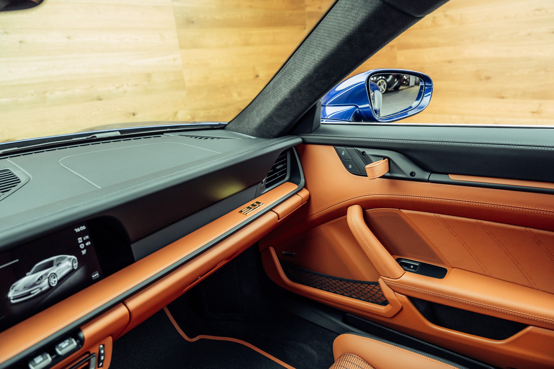 PORSCHE 911 S/T-image-10