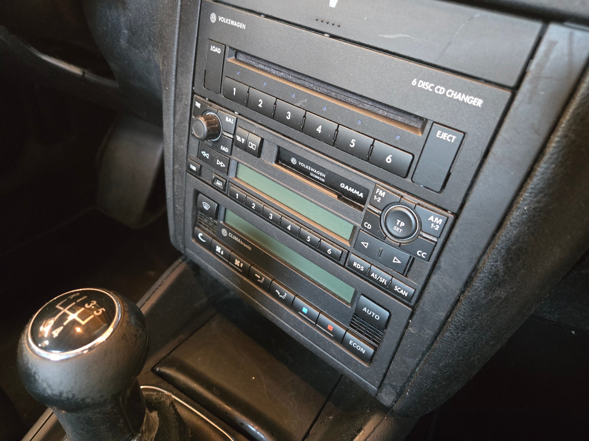 VW Golf 1.6 16V Pacific-image-12