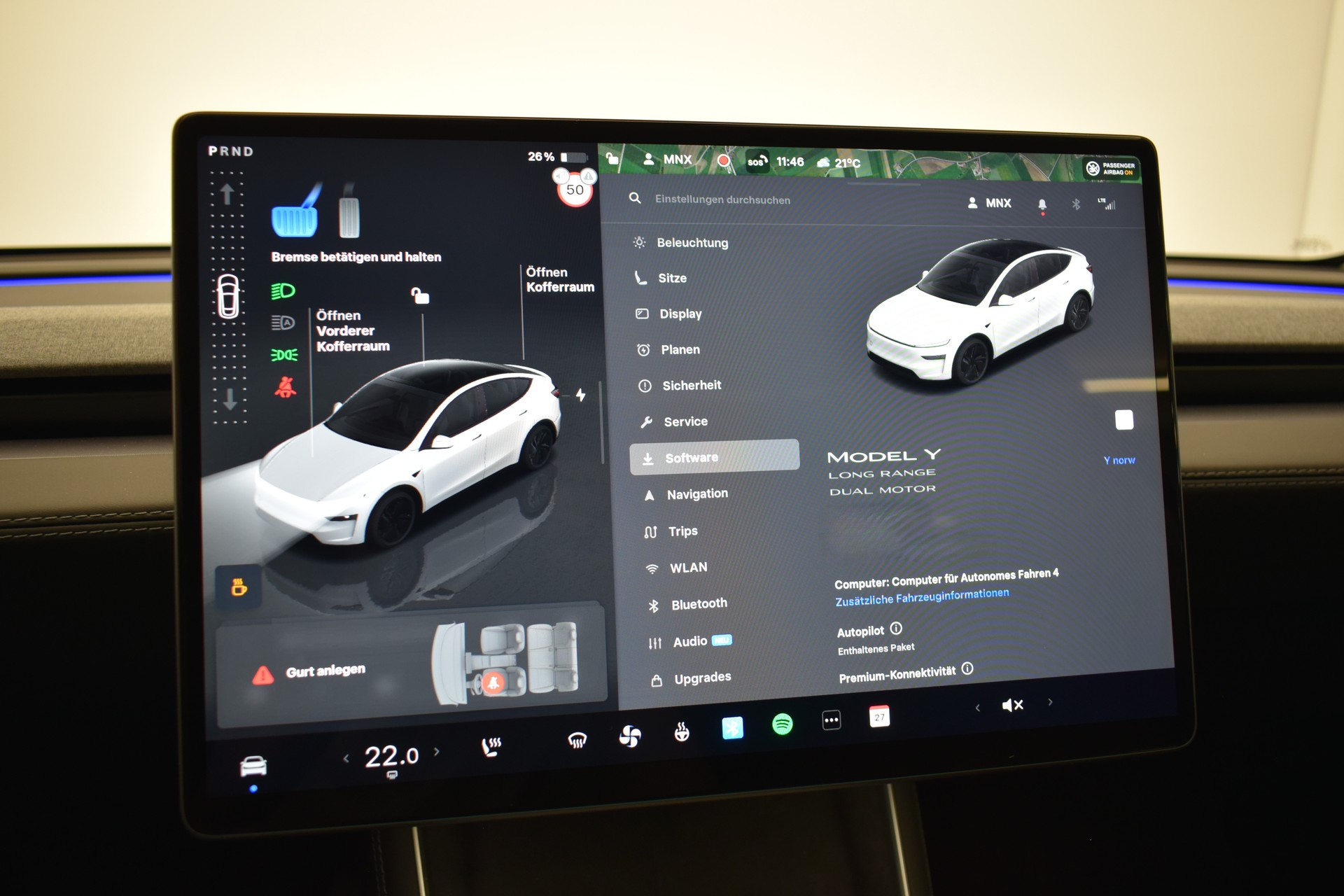 TESLA Model Y Premium Long Range AWD, 7 Sitzer, Made in Berlin-image-19