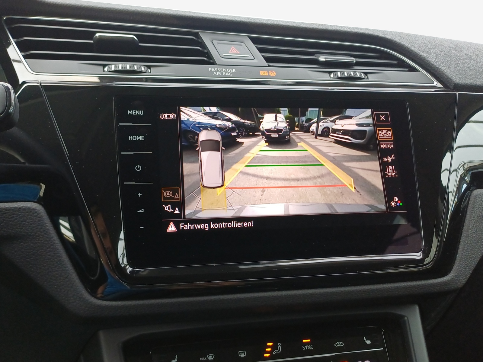 VW Touran 1.5 TSI EVO Highline DSG-image-14
