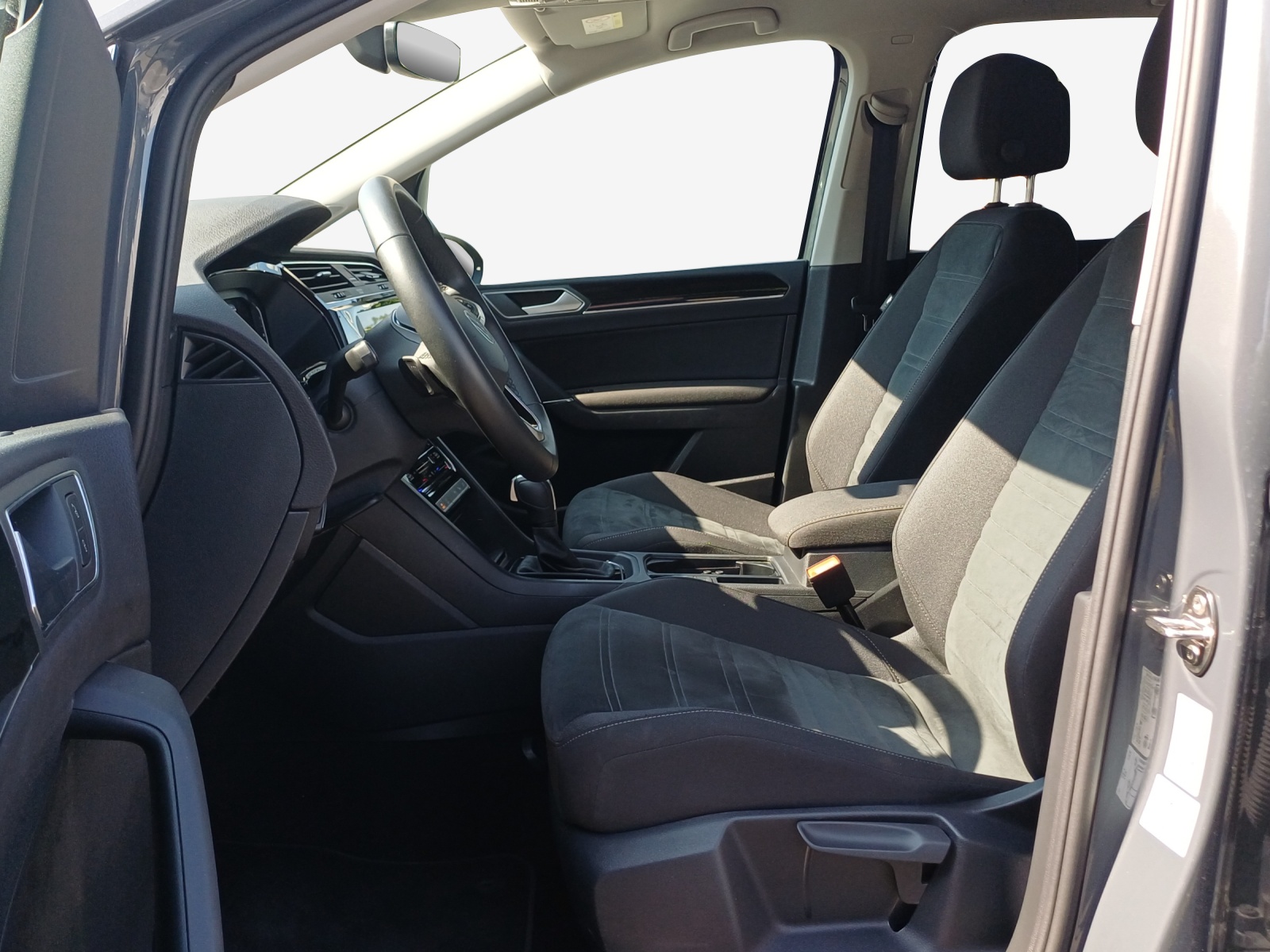 VW Touran 1.5 TSI EVO Highline DSG-image-7