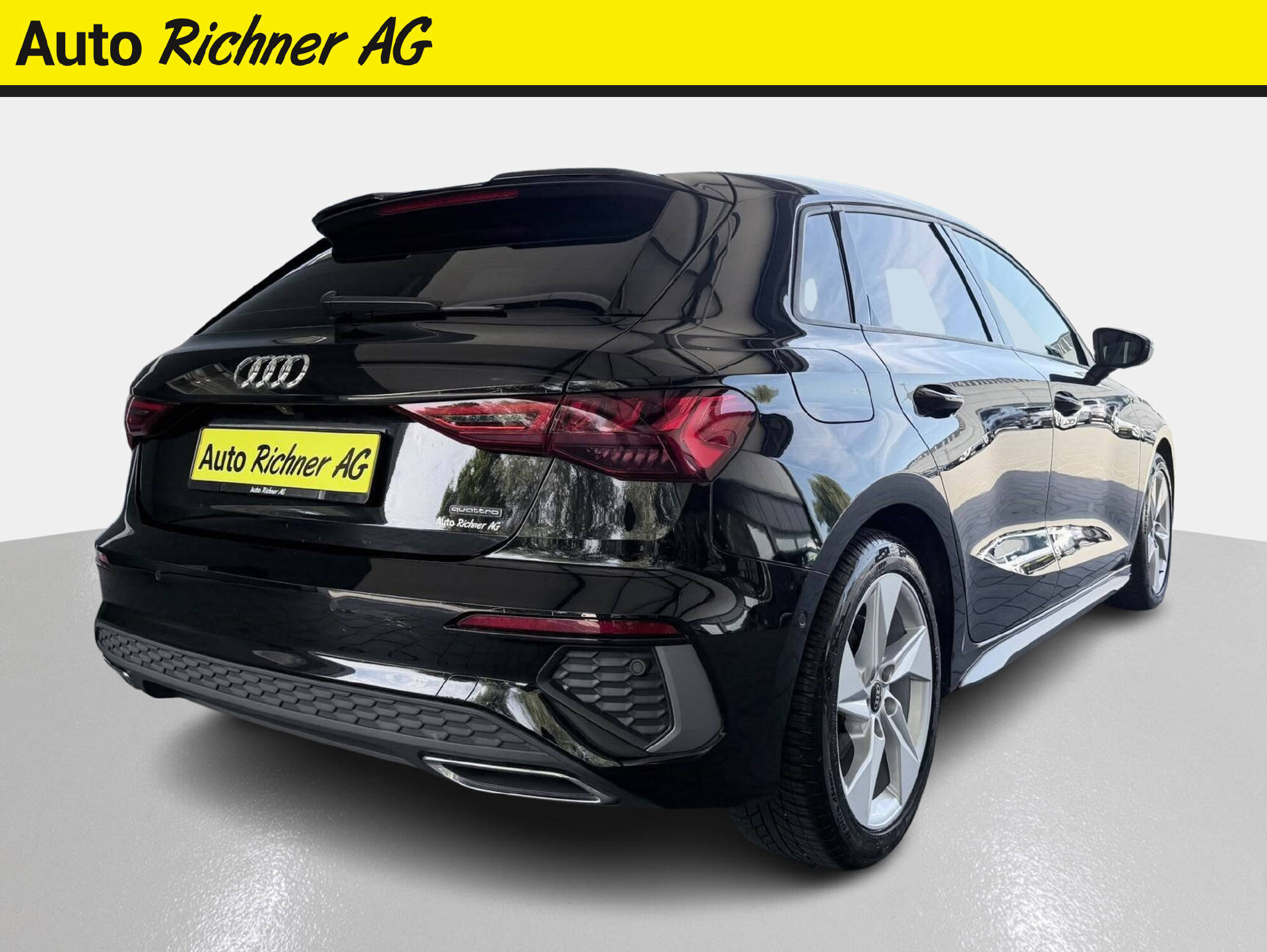 AUDI A3 Sportback 2.0 40 TFSI S Line quattro S-Tronic-showroom-element-3