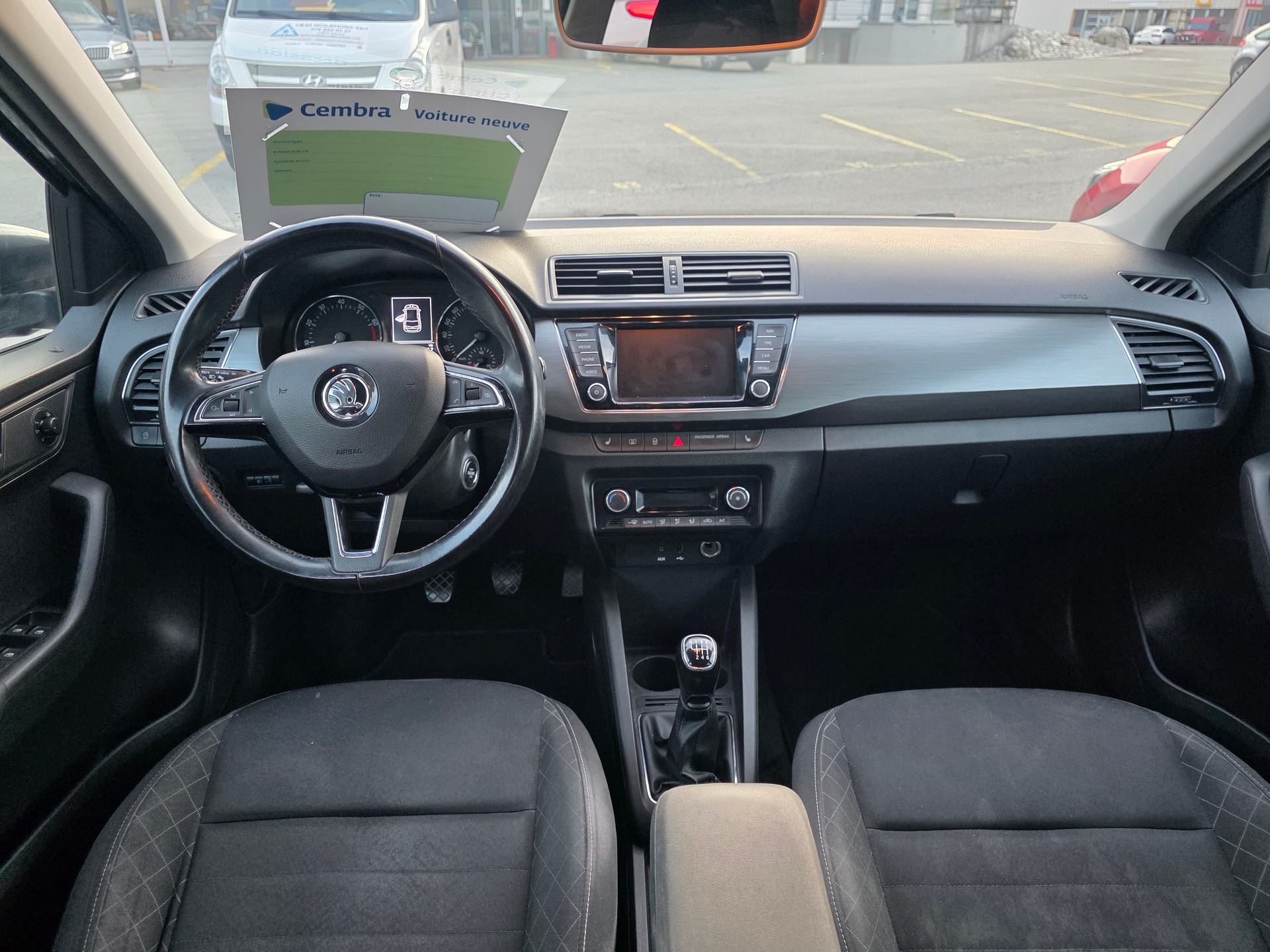 SKODA Fabia 1.0 TSI Style-image-6
