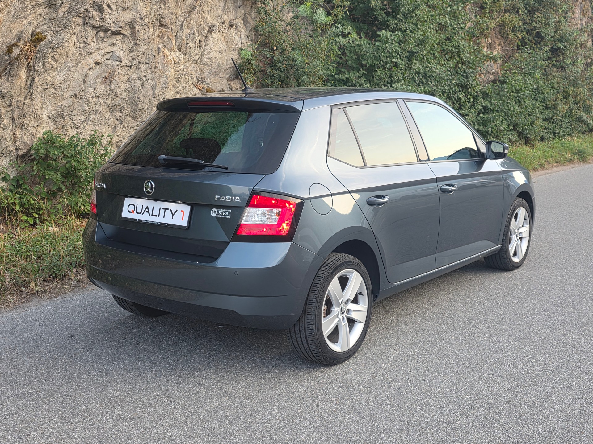 SKODA Fabia 1.0 TSI Style-image-3