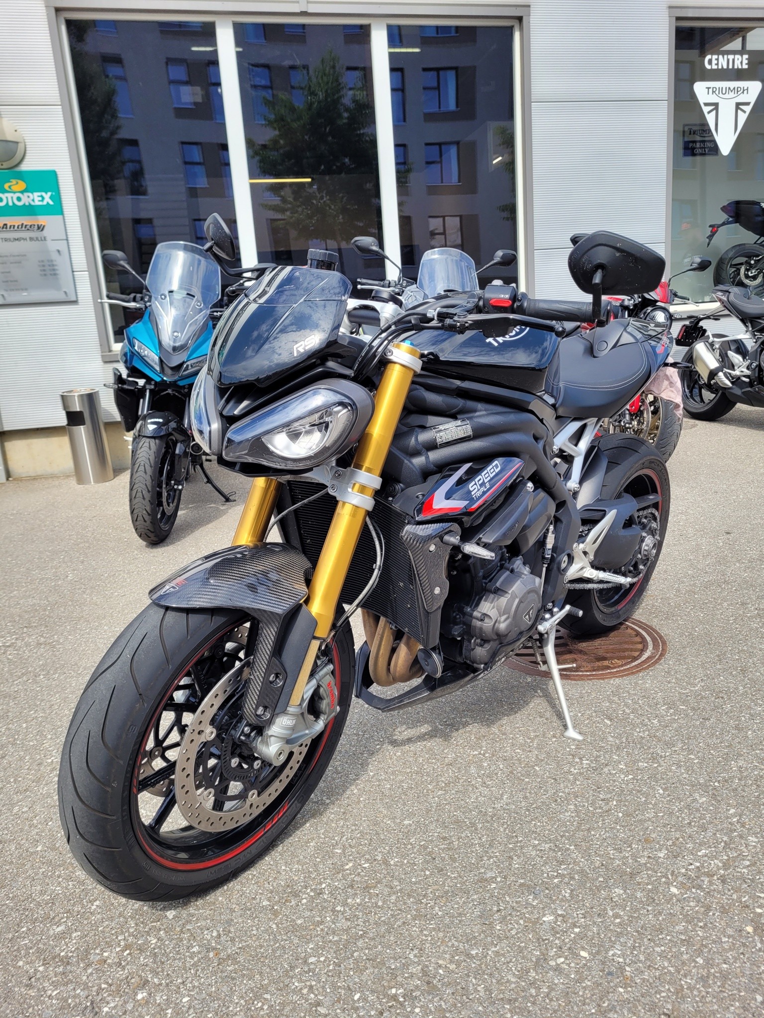 TRIUMPH Speed Triple RS-showroom-element-3