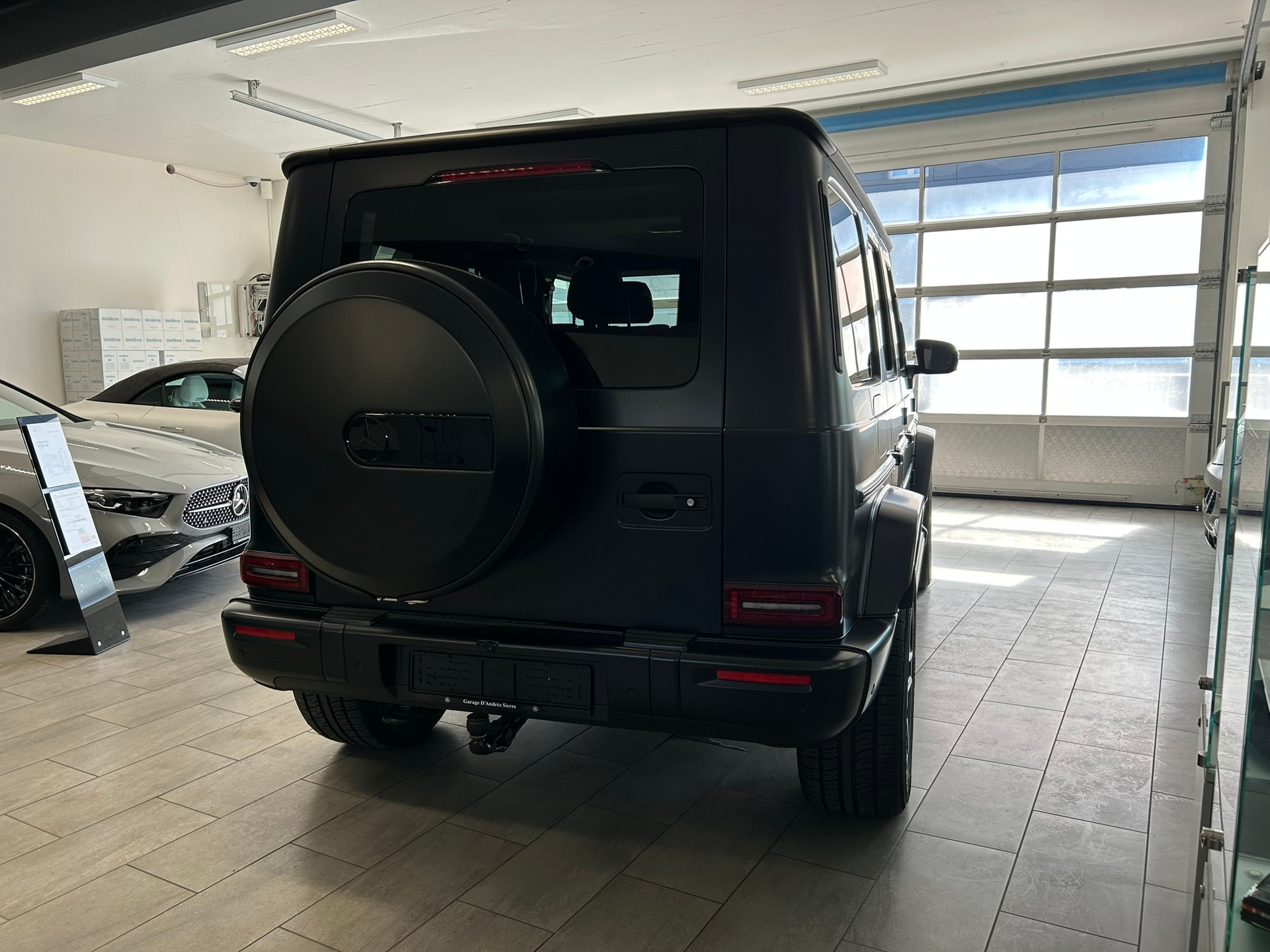MERCEDES-BENZ G 63 AMG 9G-Tronic-image-6
