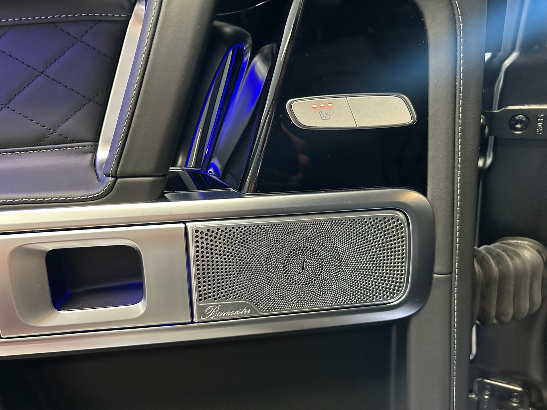 MERCEDES-BENZ G 63 AMG 9G-Tronic-image-15