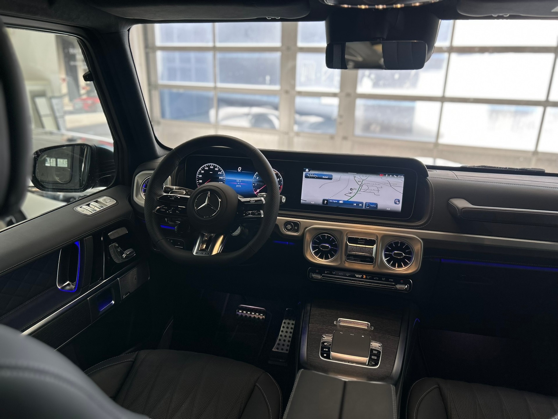MERCEDES-BENZ G 63 AMG 9G-Tronic-image-9