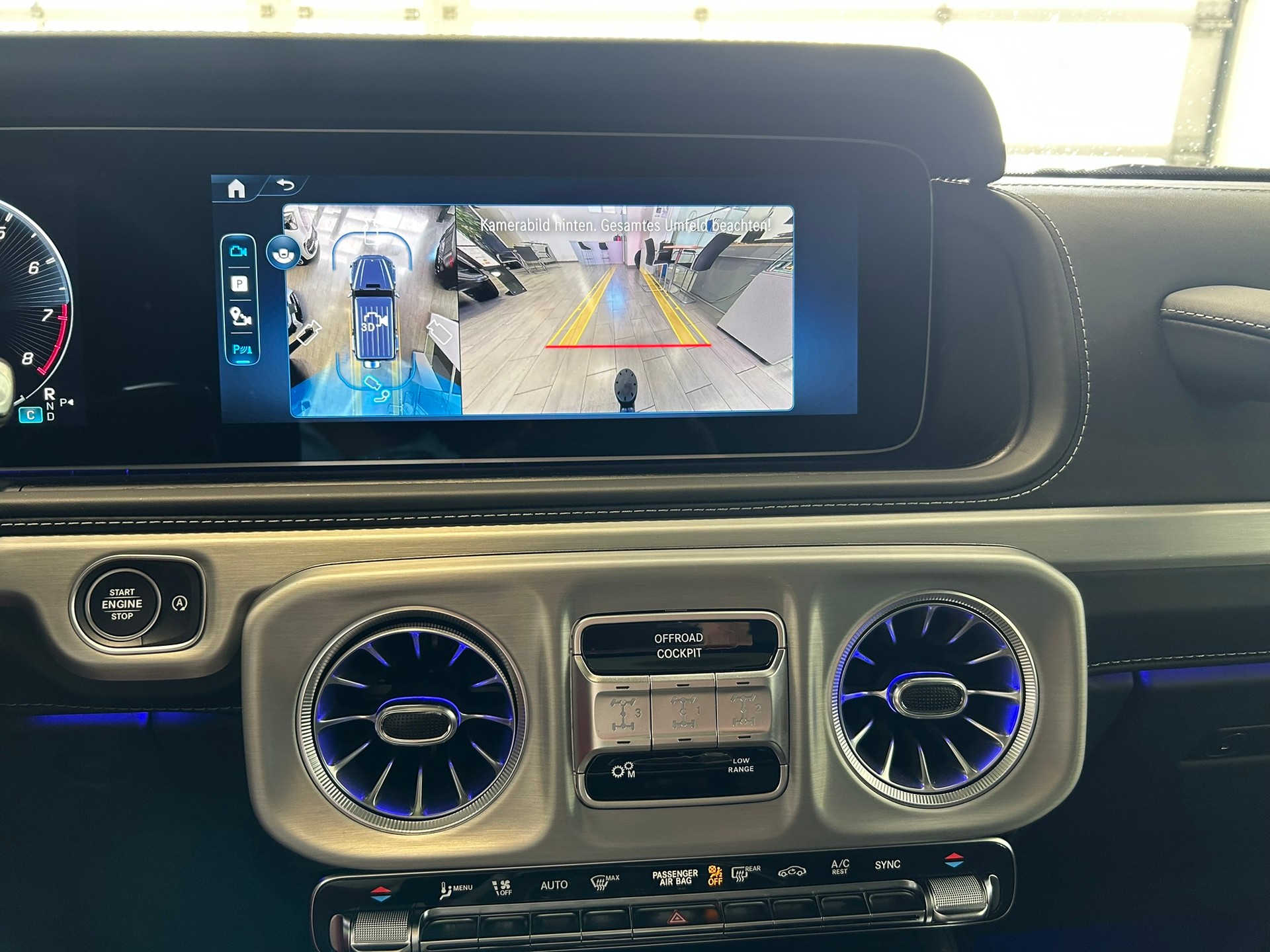 MERCEDES-BENZ G 63 AMG 9G-Tronic-image-16