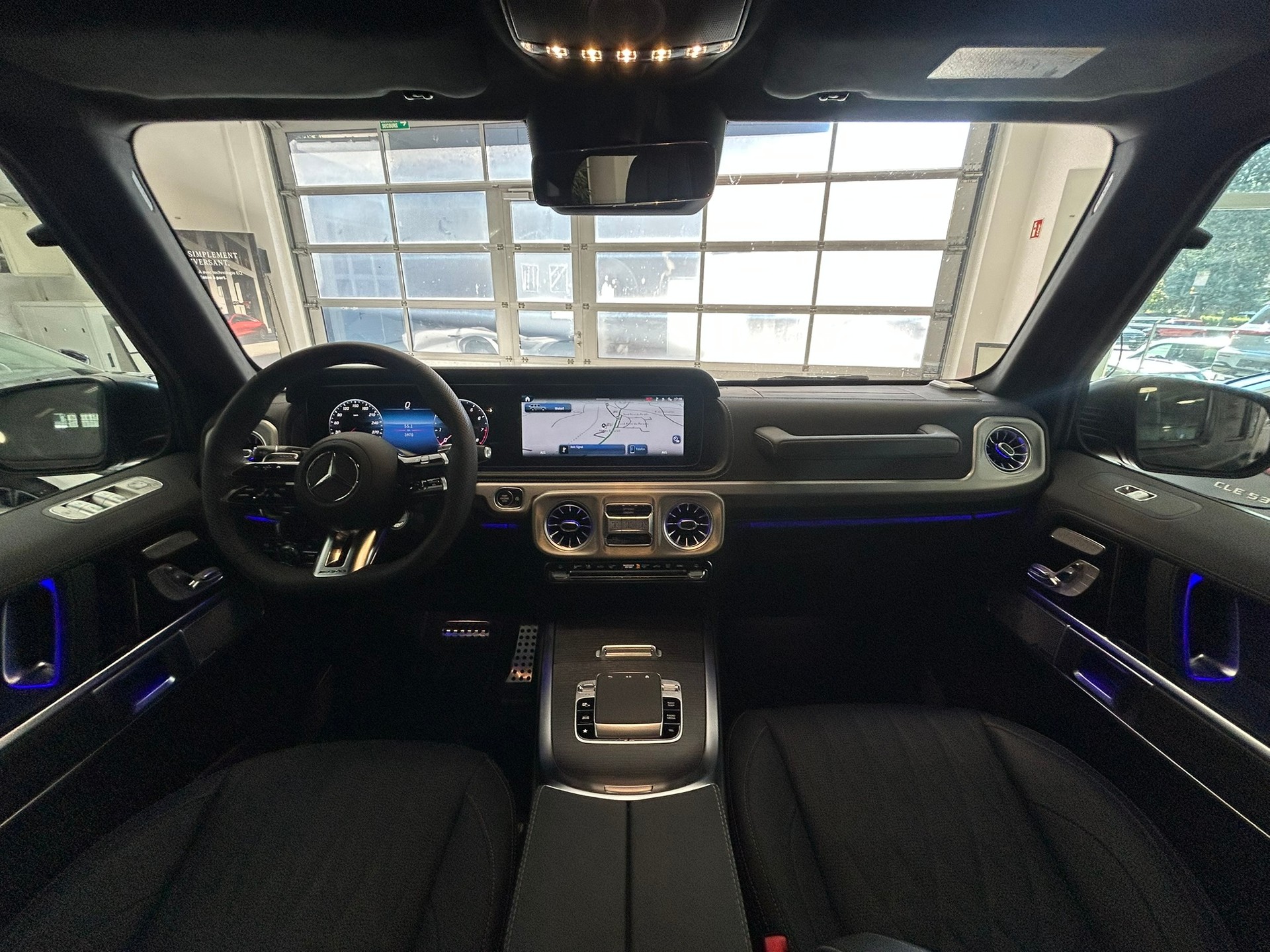 MERCEDES-BENZ G 63 AMG 9G-Tronic-image-10