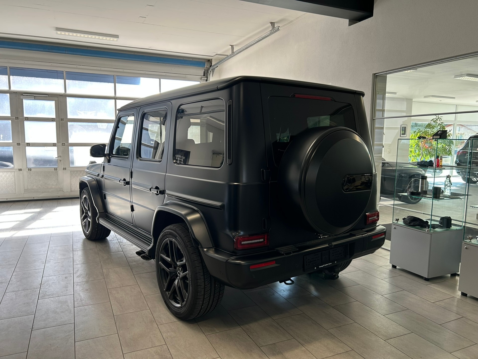 MERCEDES-BENZ G 63 AMG 9G-Tronic-image-5