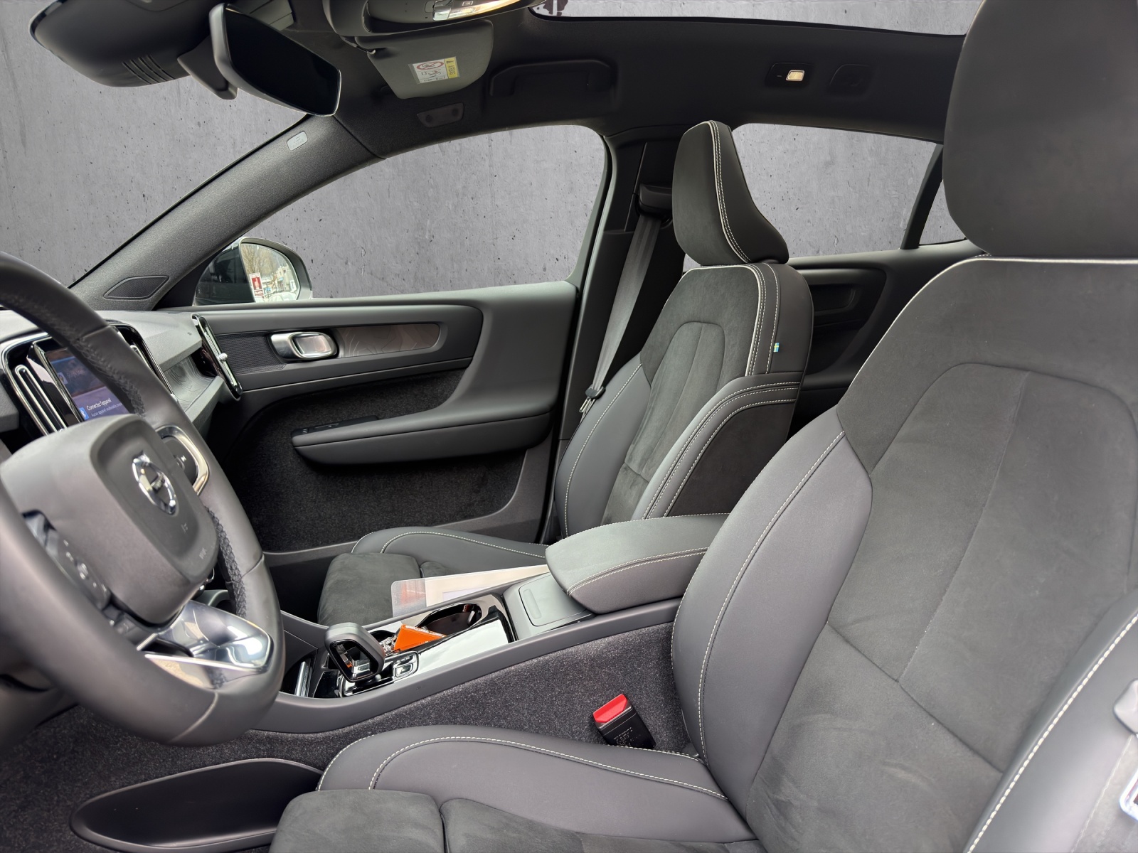 VOLVO C40 P6 Recharge Plus-image-8