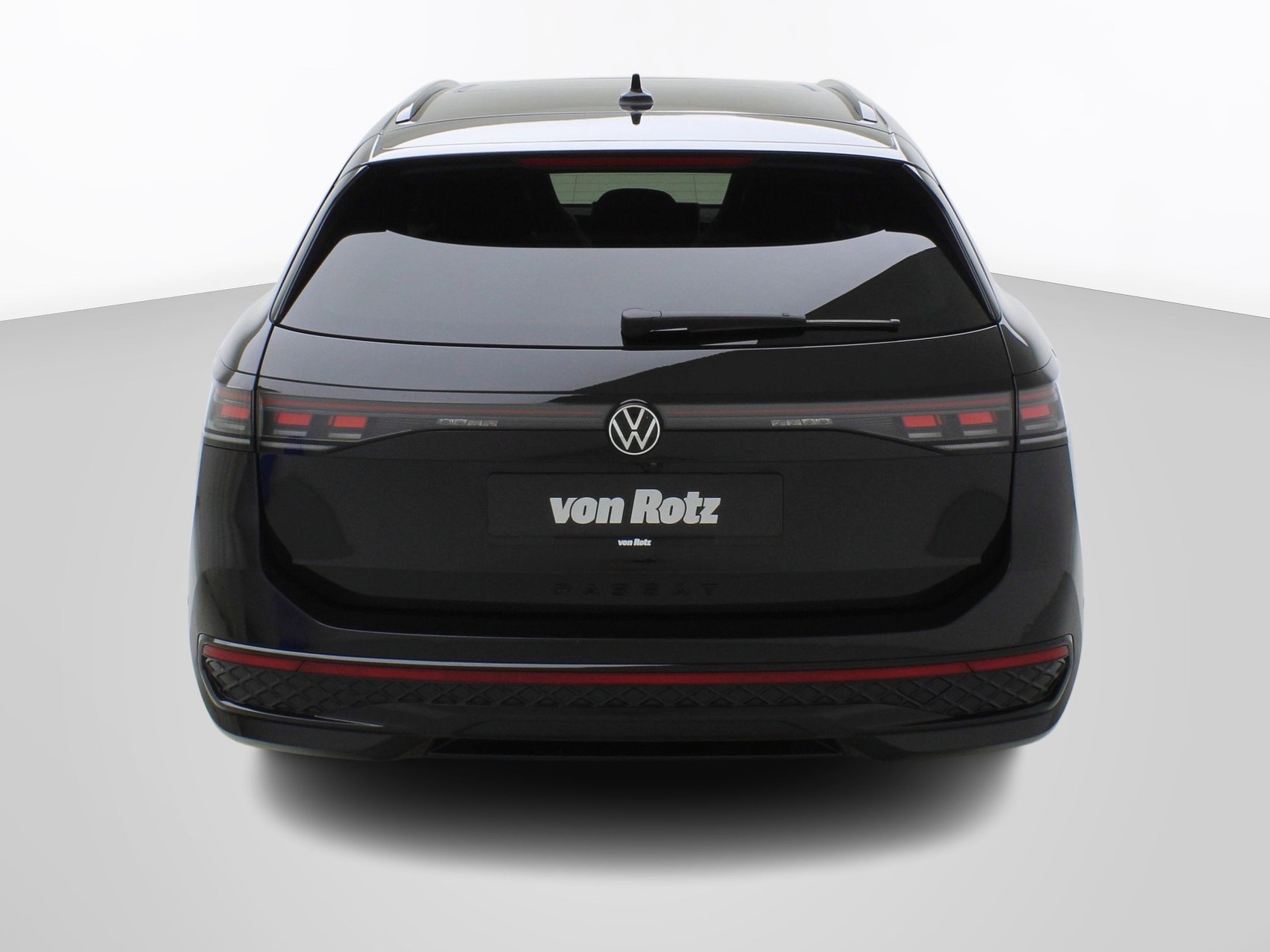 VW Passat Variant 2.0 TSI DSG R-Line 4Motion **VW Werksgarantie bis 10/2030**-image-2