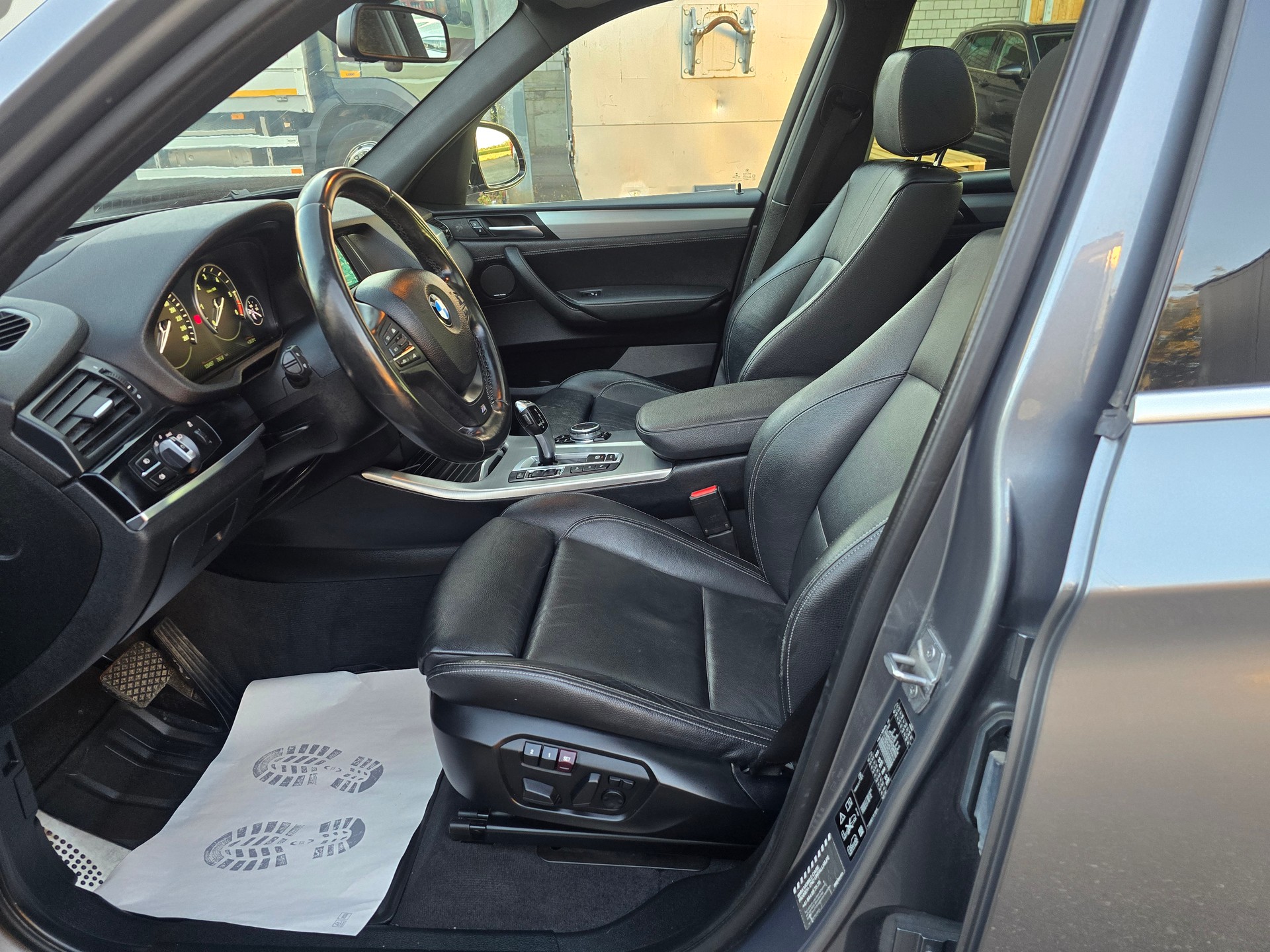BMW X3 xDrive 20d M Sport Steptronic-image-11