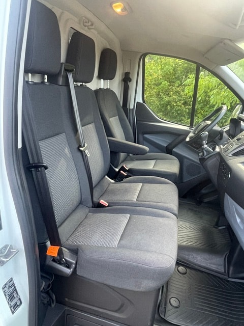 FORD Transit Custom Van 250 L1H1 Ambiente-image-16