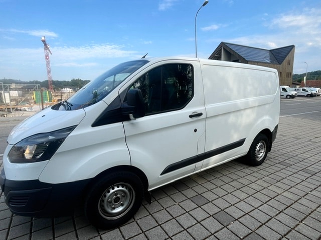 FORD Transit Custom Van 250 L1H1 Ambiente-image-1