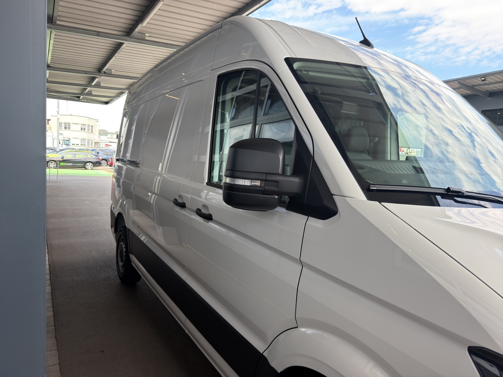 VW Crafter 35 Kaw. 3640 2.0 TDI 140 Entry-image-11
