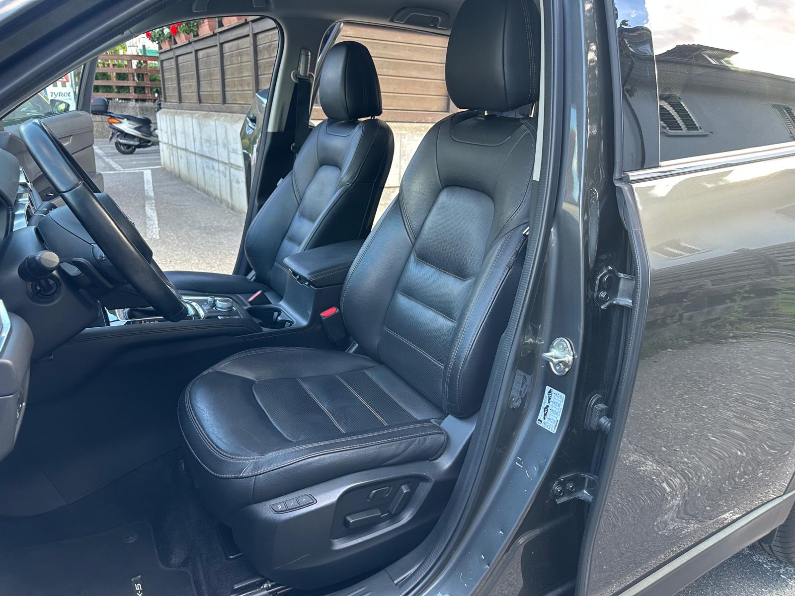 MAZDA CX-5 SKYACTIV-D 184 Revolution AWD Automat-image-8