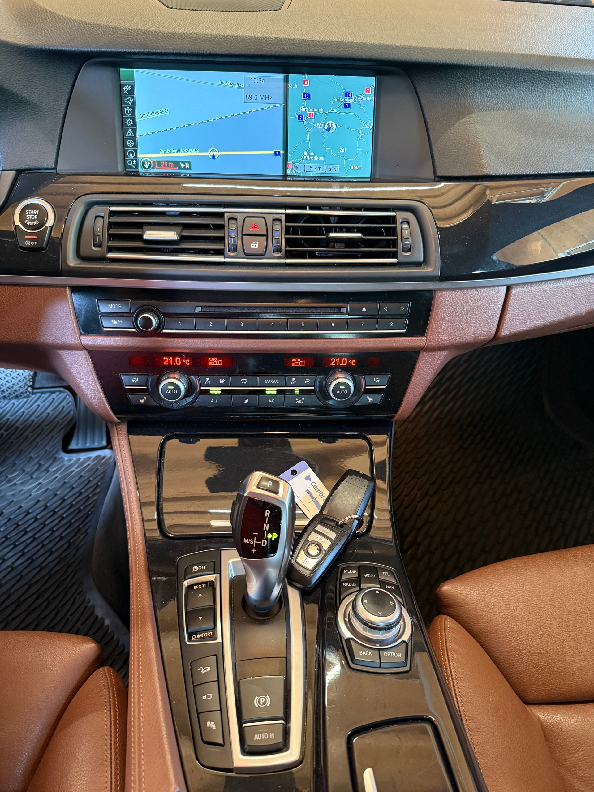BMW 535i xDrive Steptronic-image-11