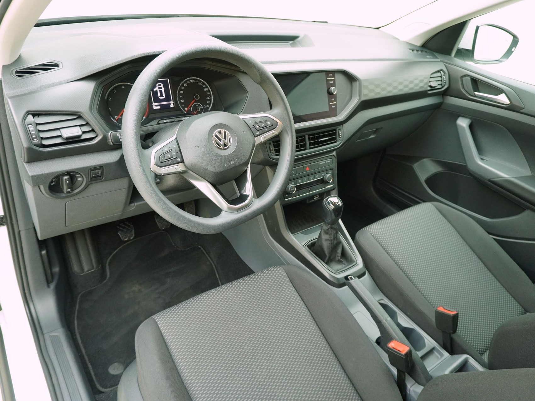 VW T-Cross 1.0 TSI-image-9