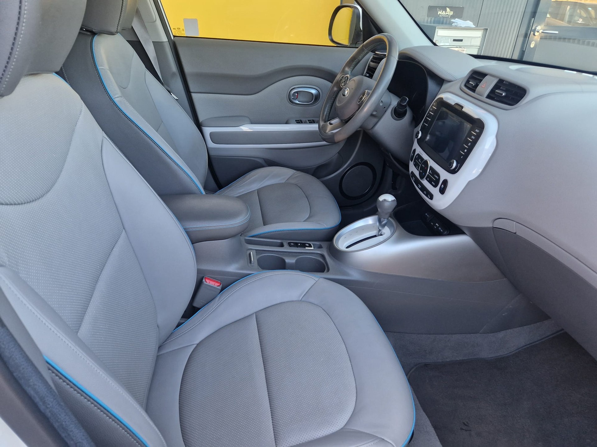 KIA Soul EV Trend-image-7