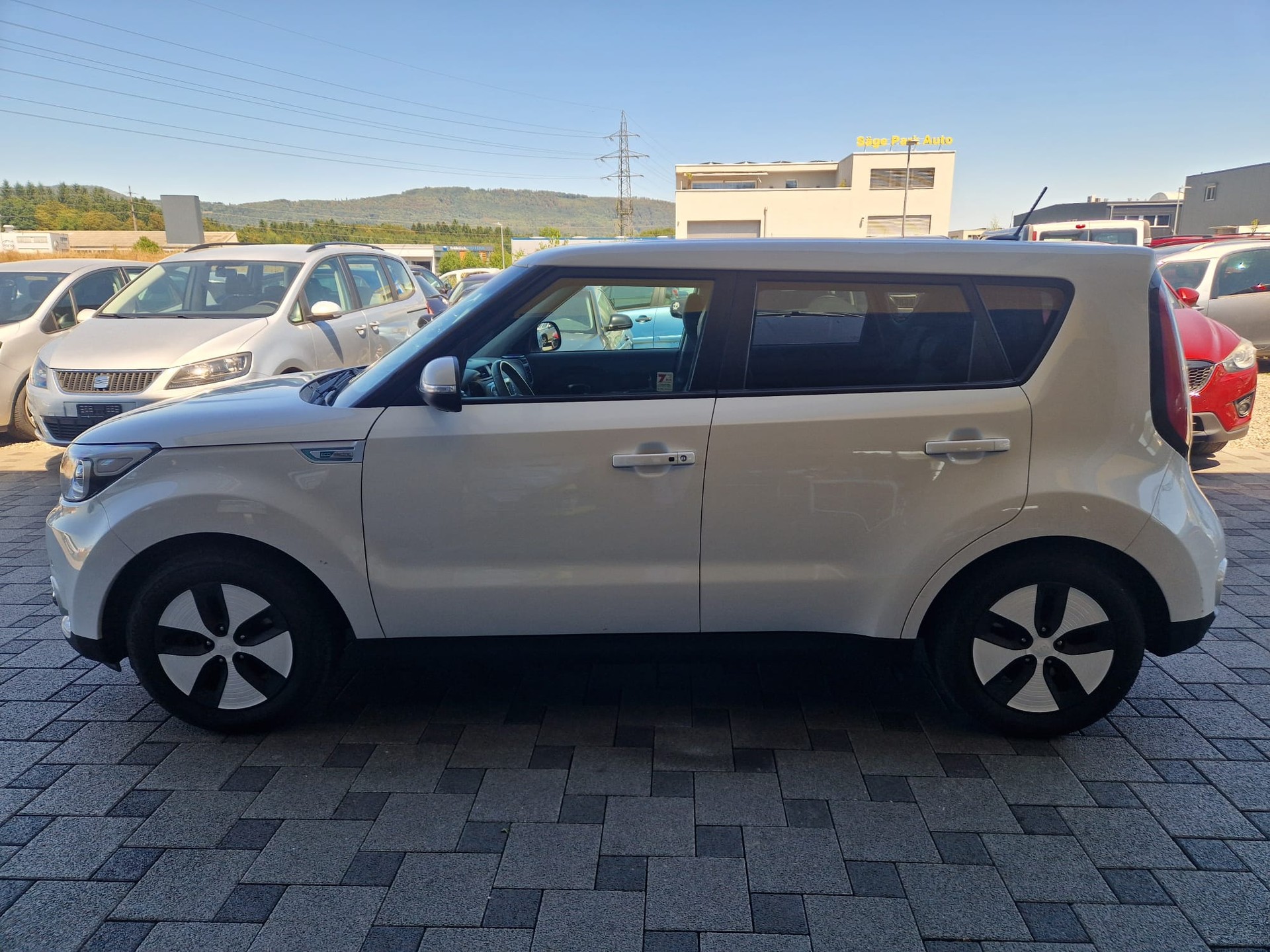 KIA Soul EV Trend-image-9
