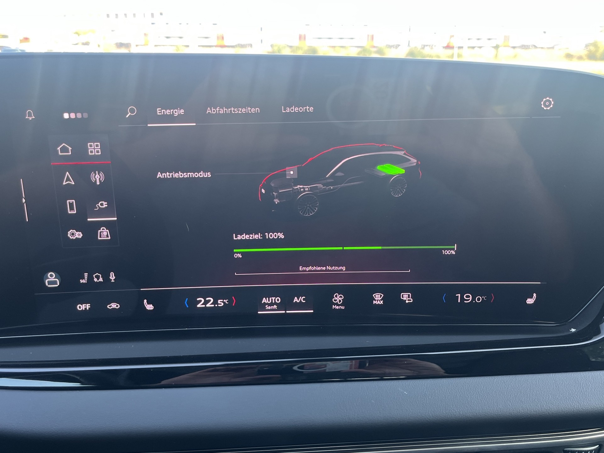 AUDI A6 Avant e-hybrid quattro 270 kW S tronic-image-19