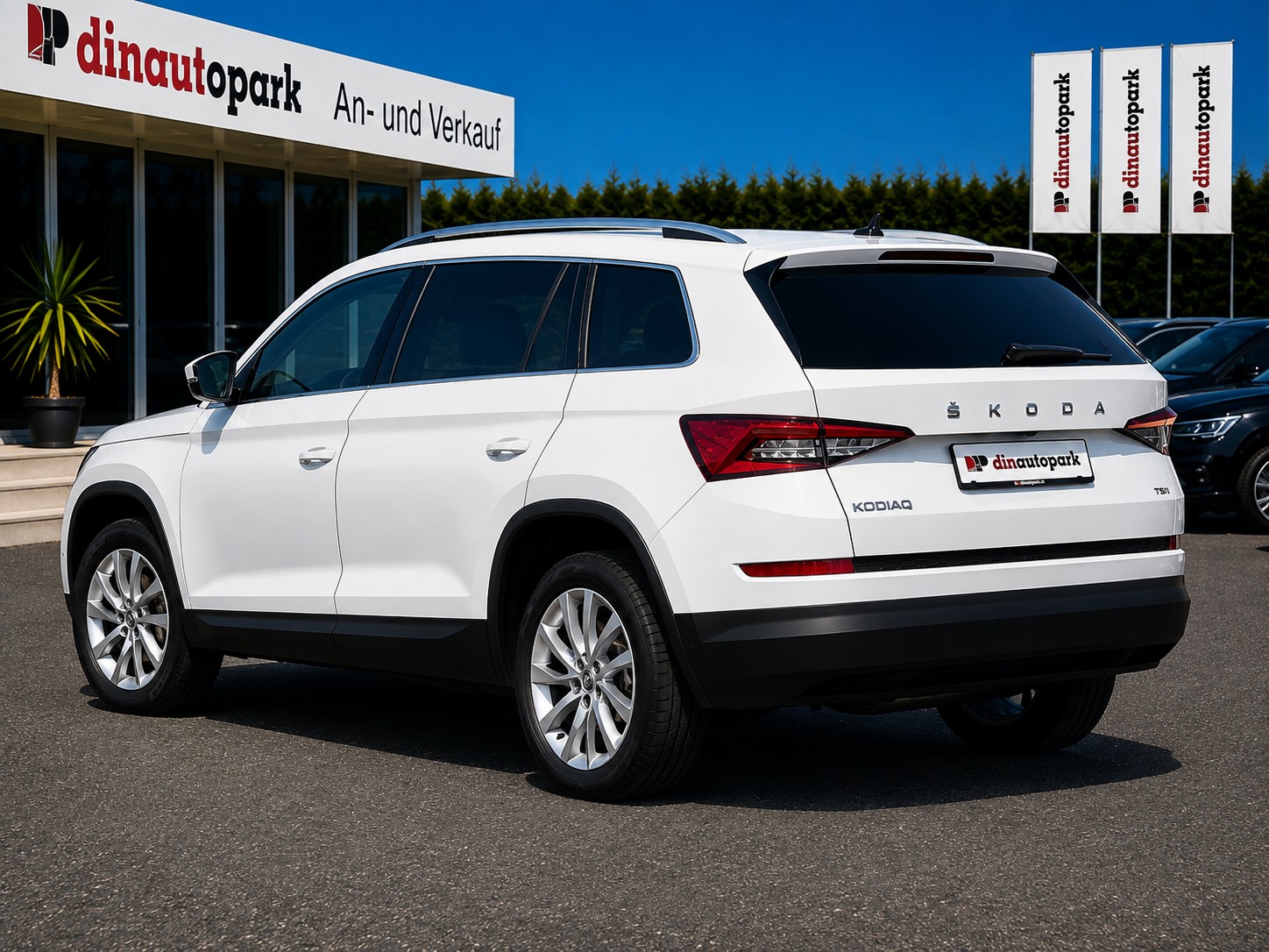 SKODA Kodiaq 2.0 TDI SCR Style 4x4 DSG * CH-Fahrzeug * Ab Service inkl. Zahnriemen + WP * Frisch ab MFK *-image-5