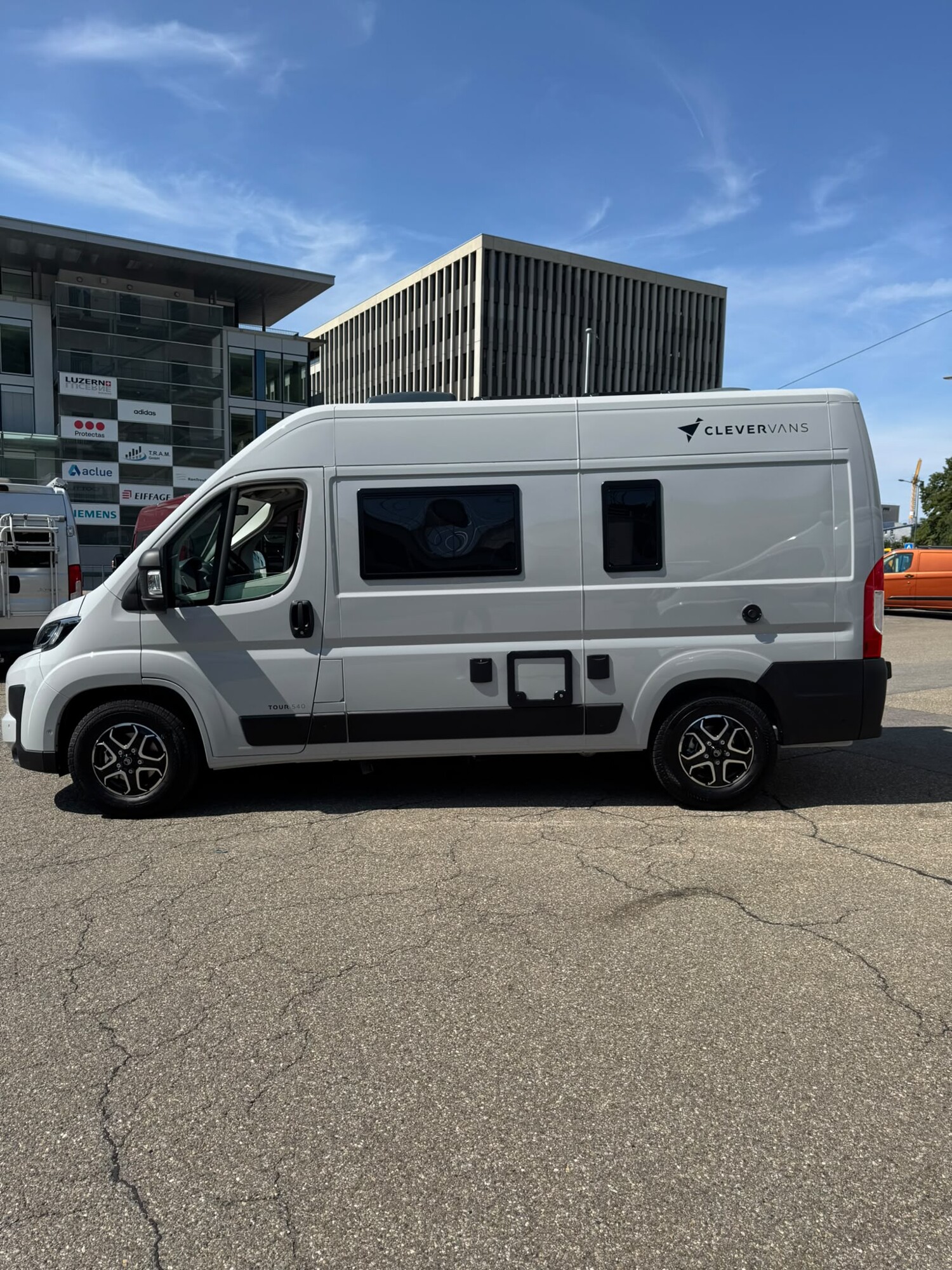CLEVER VANS Tour 540 Citroen 140PS AT8-image-5