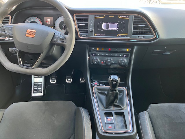 SEAT Leon 2.0 TSI Cupra R-image-5