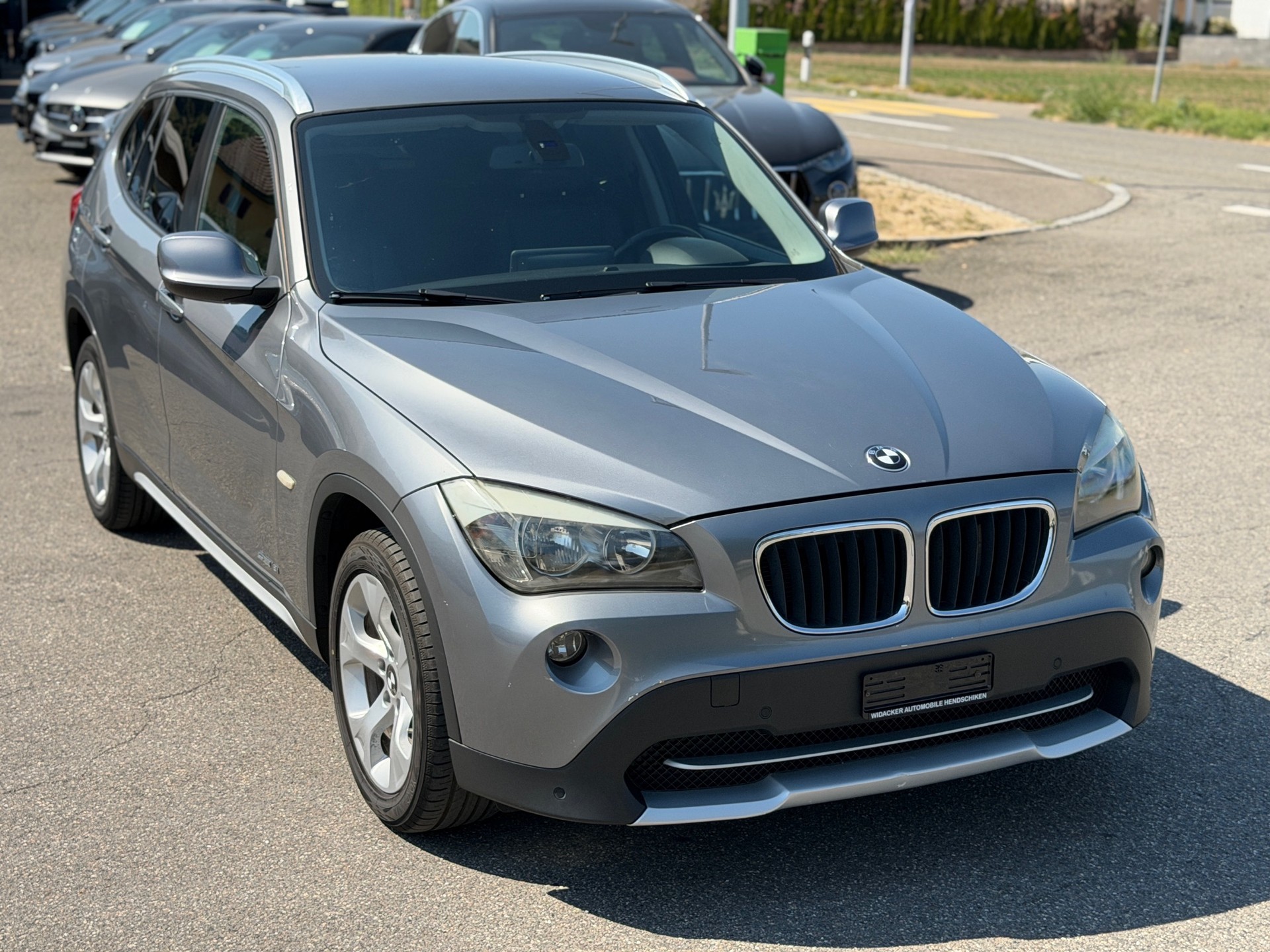 BMW X1 sDrive 18i-image-13