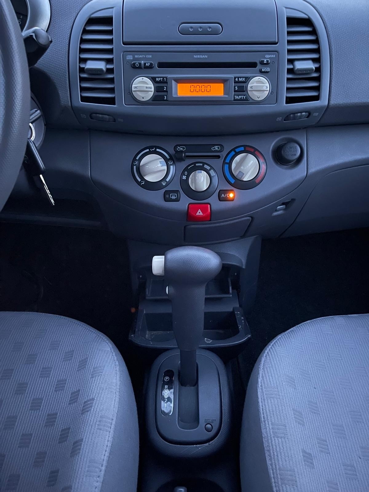 NISSAN Micra 1.2-image-12