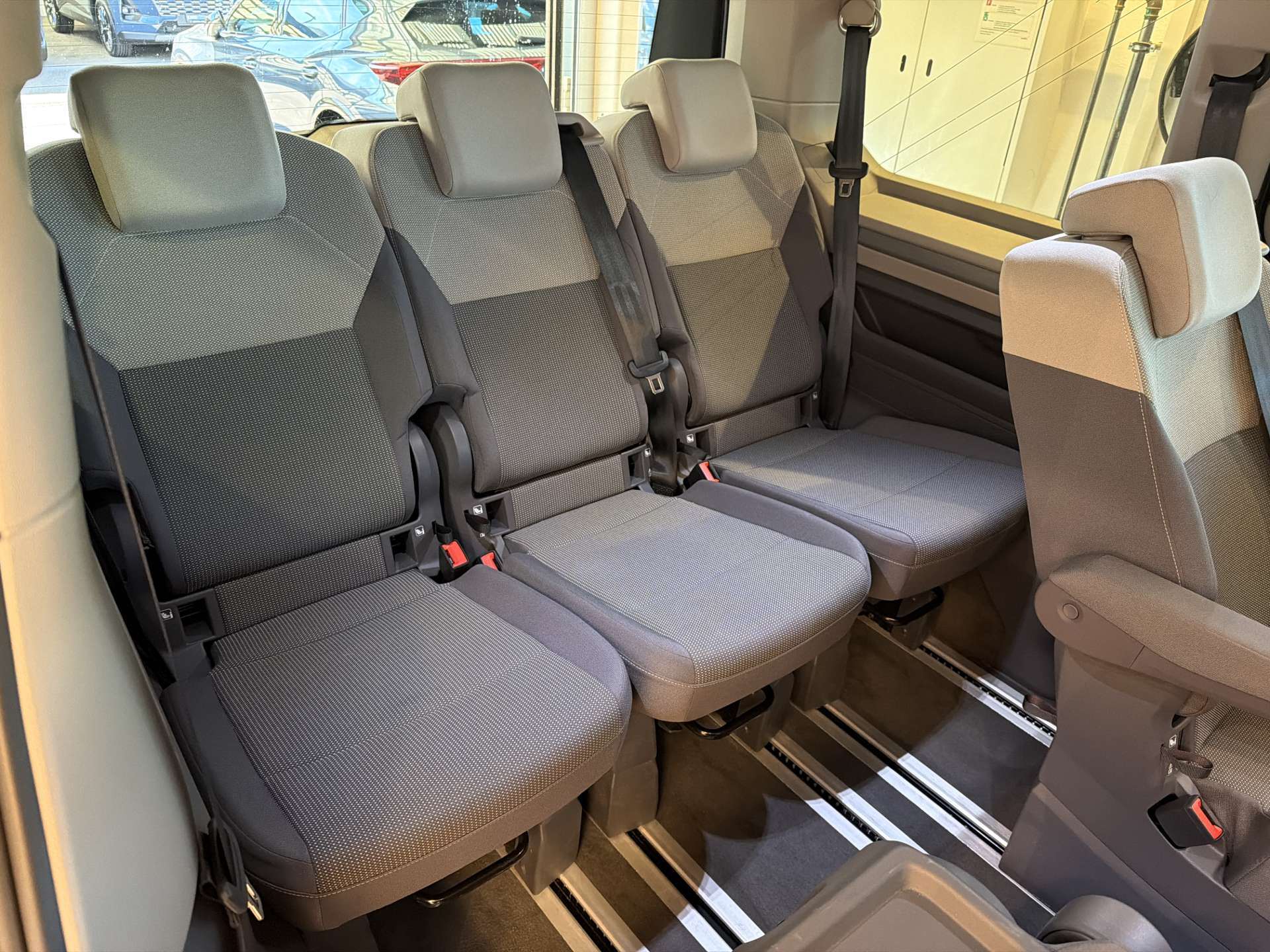 VW T7 Multivan 2.0 TDi Life 7-Plätzer DSG-Automat-image-14