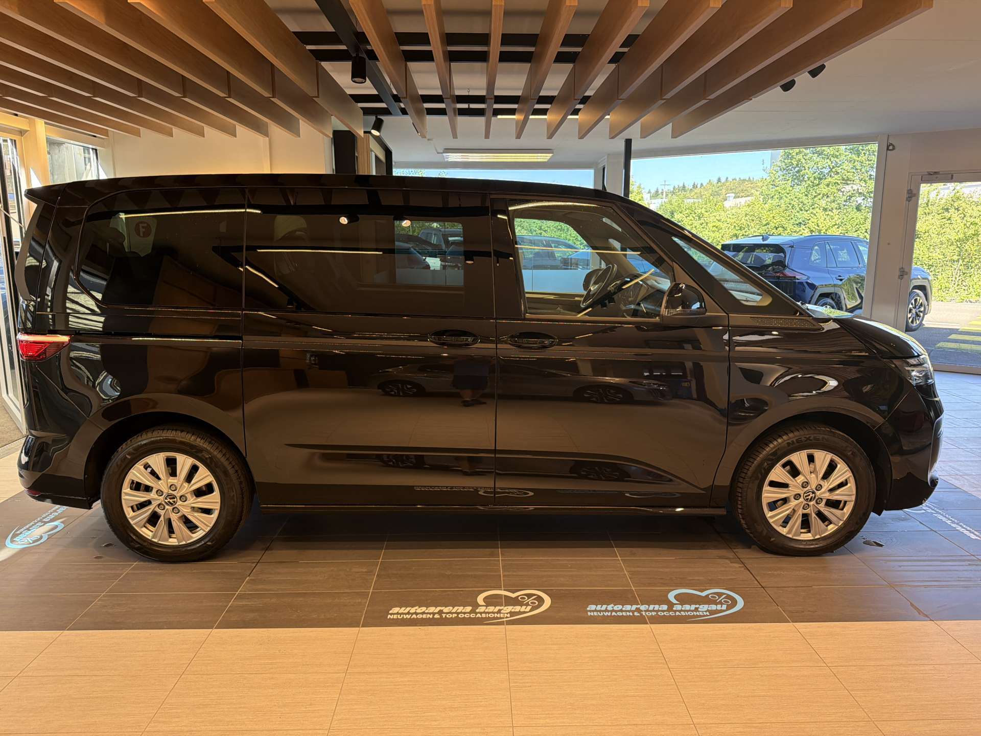 VW T7 Multivan 2.0 TDi Life 7-Plätzer DSG-Automat-image-13