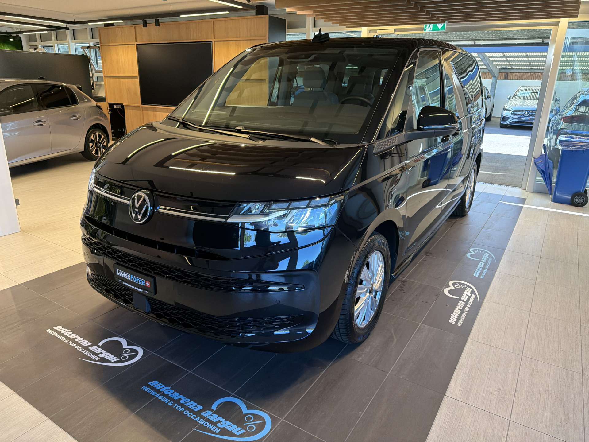 VW T7 Multivan 2.0 TDi Life 7-Plätzer DSG-Automat-image-0