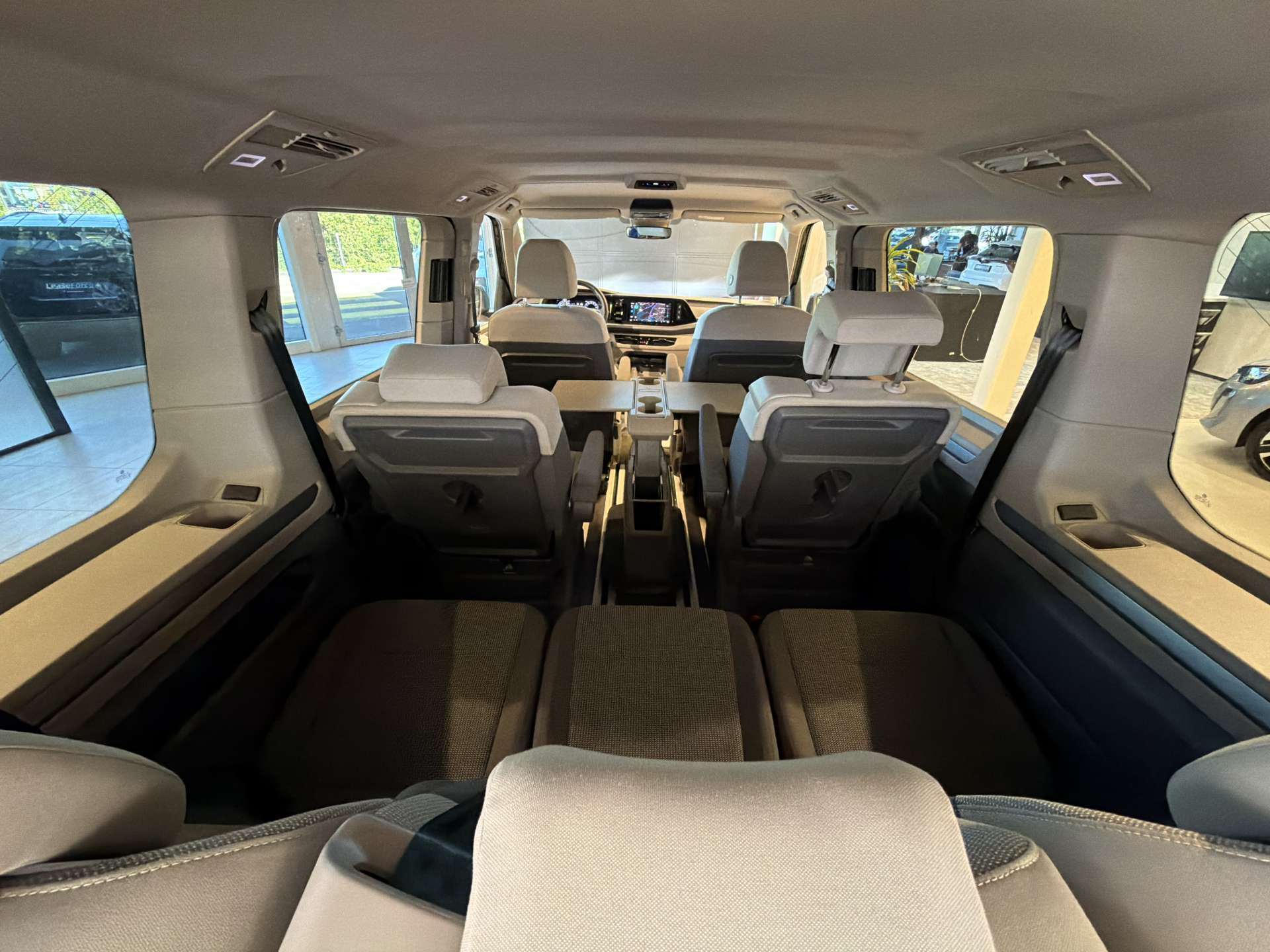 VW T7 Multivan 2.0 TDi Life 7-Plätzer DSG-Automat-image-9